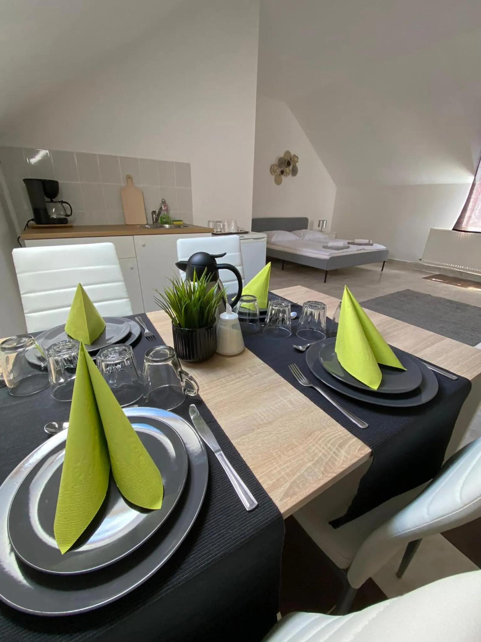 Kitchen or kitchenette in Appartementhaus 5. Jahreszeit