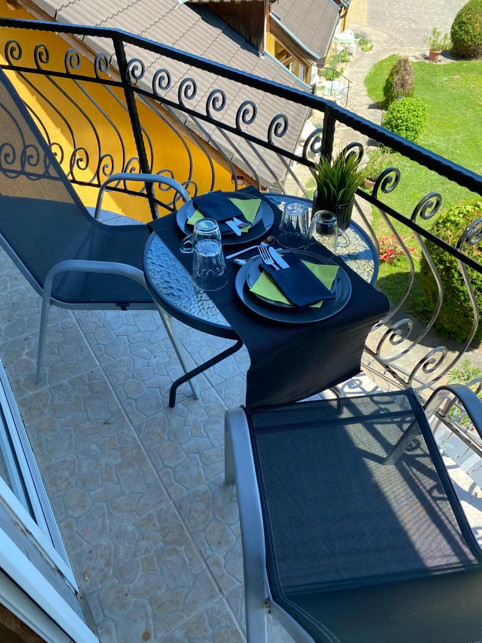 Balcony/Terrace in Appartementhaus 5. Jahreszeit