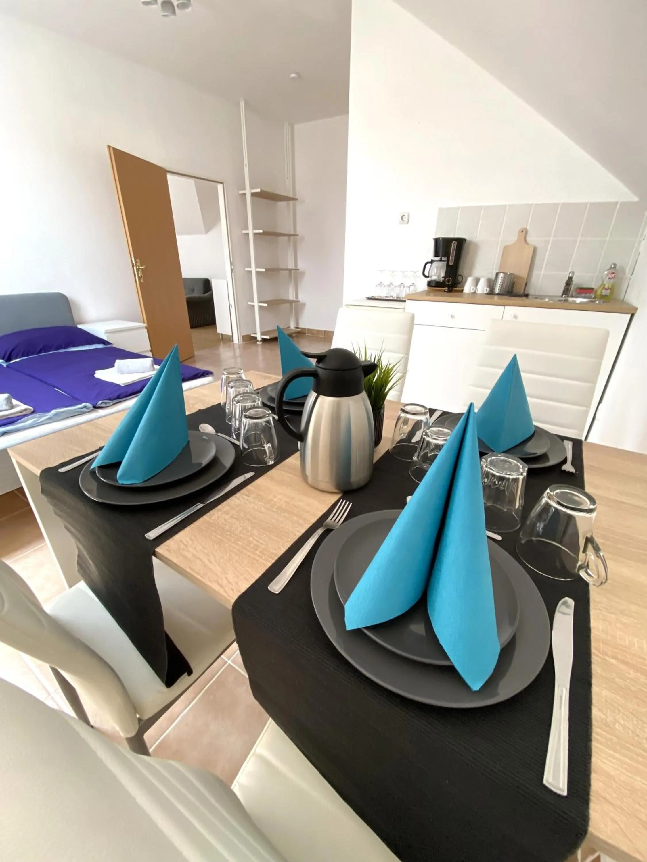 Kitchen or kitchenette in Appartementhaus 5. Jahreszeit