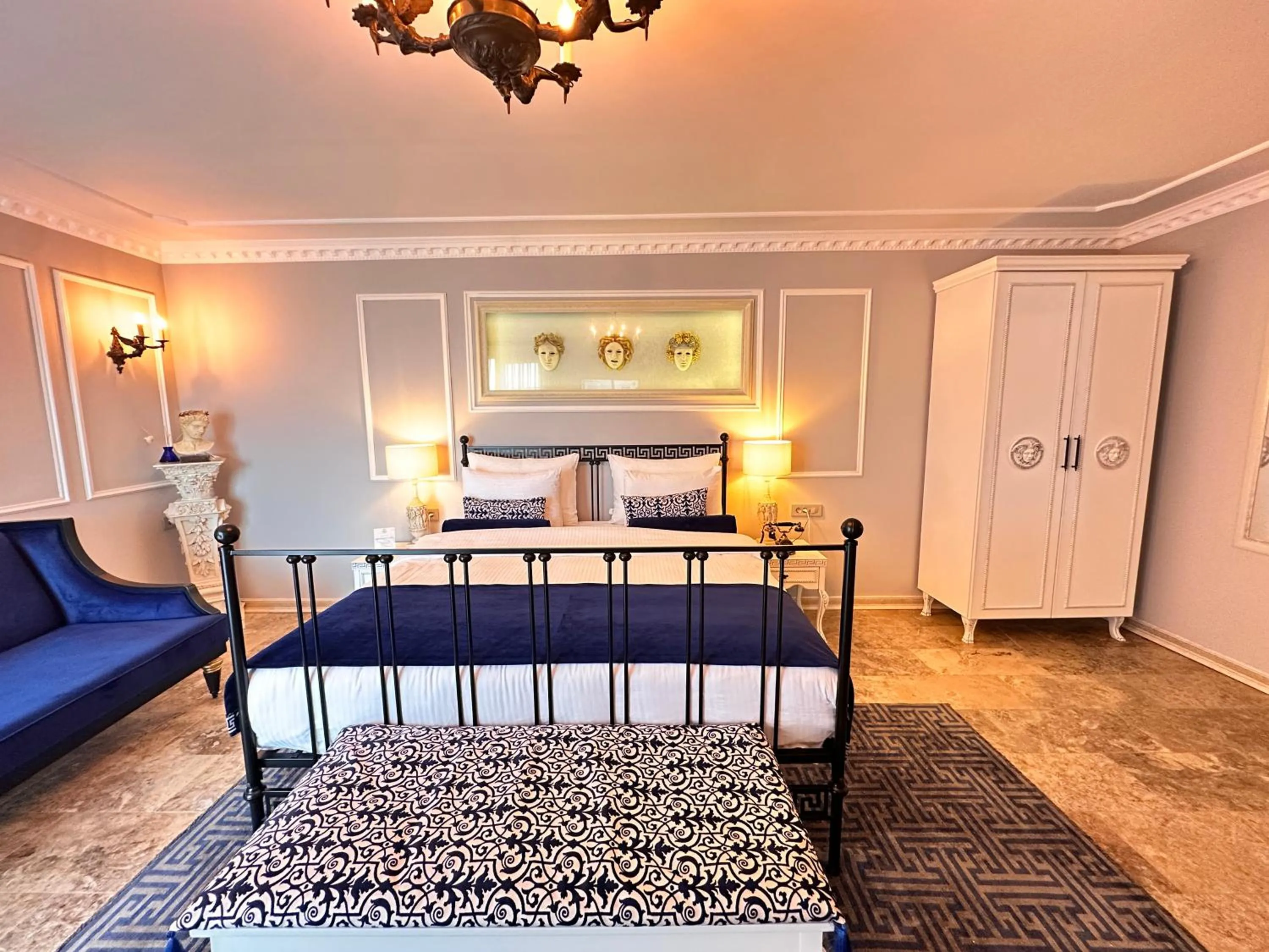 Bed in Villa Ephesus Hotel