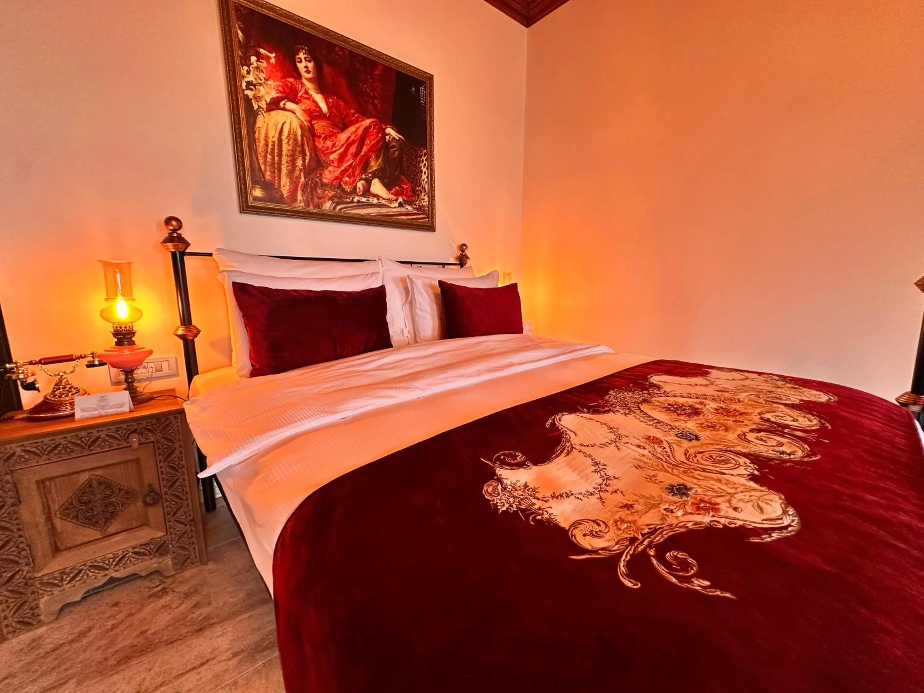 Bed in Villa Ephesus Hotel