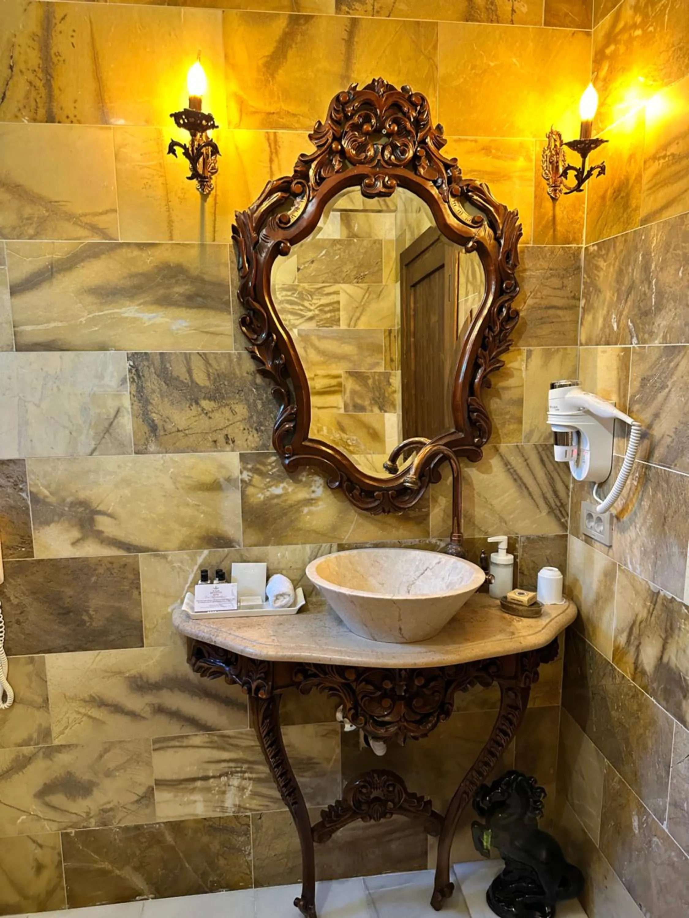 Bathroom in Villa Ephesus Hotel
