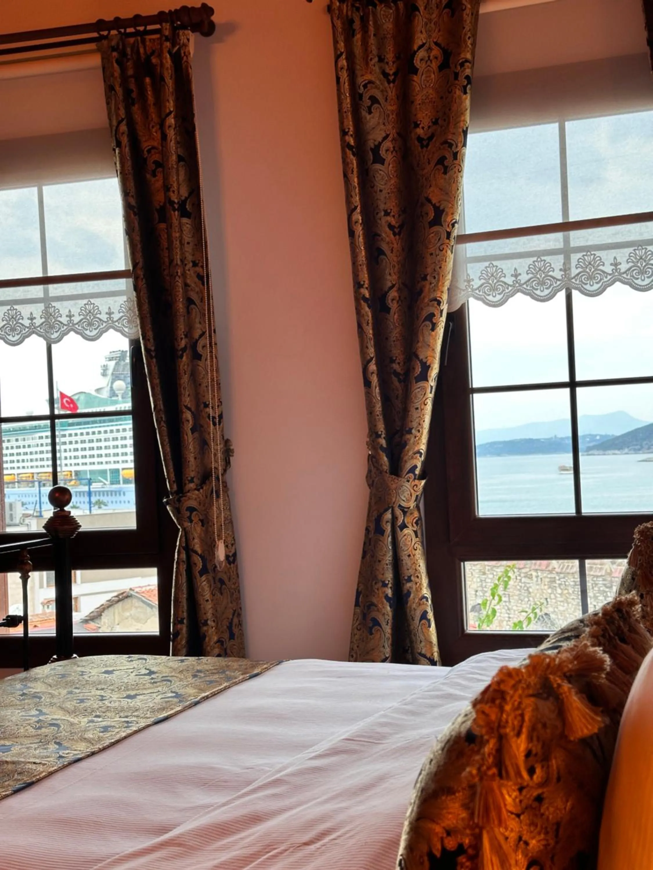 Sea view, Bed in Villa Ephesus Hotel
