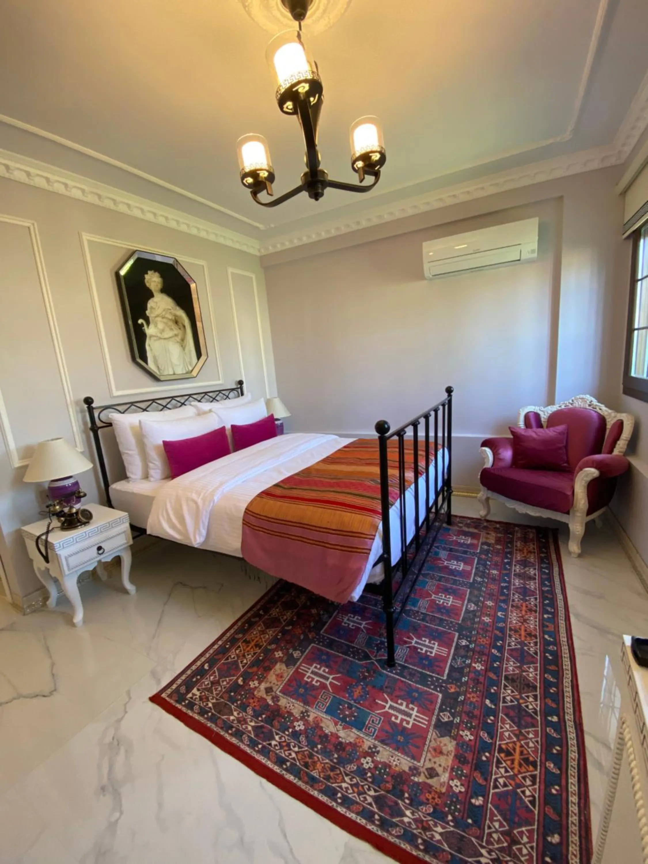 Photo of the whole room, Bed in Villa Ephesus Hotel