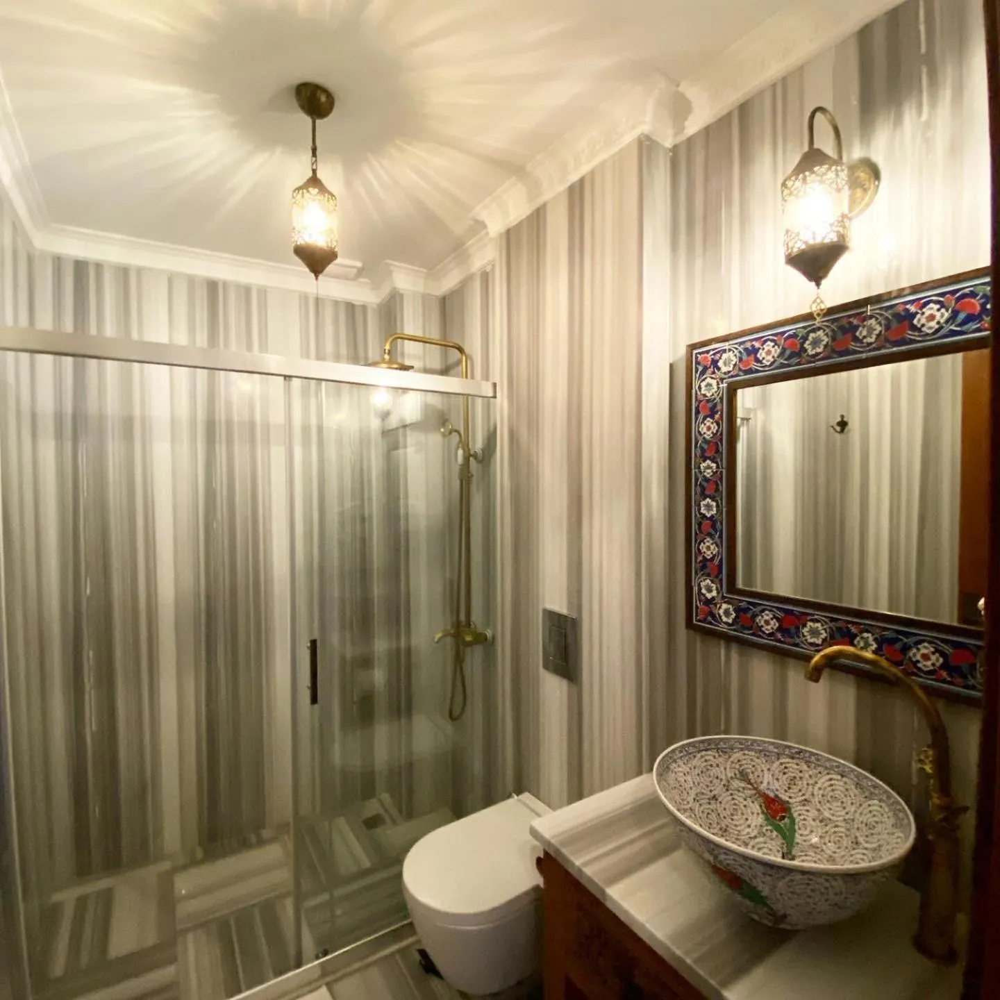 Bathroom in Villa Ephesus Hotel