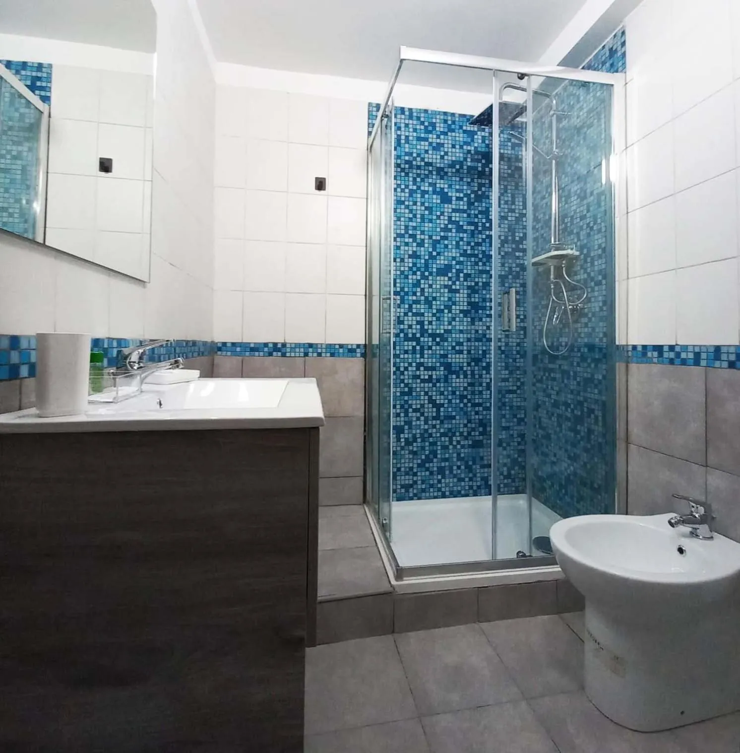 Bathroom in Le stanze di Partenope