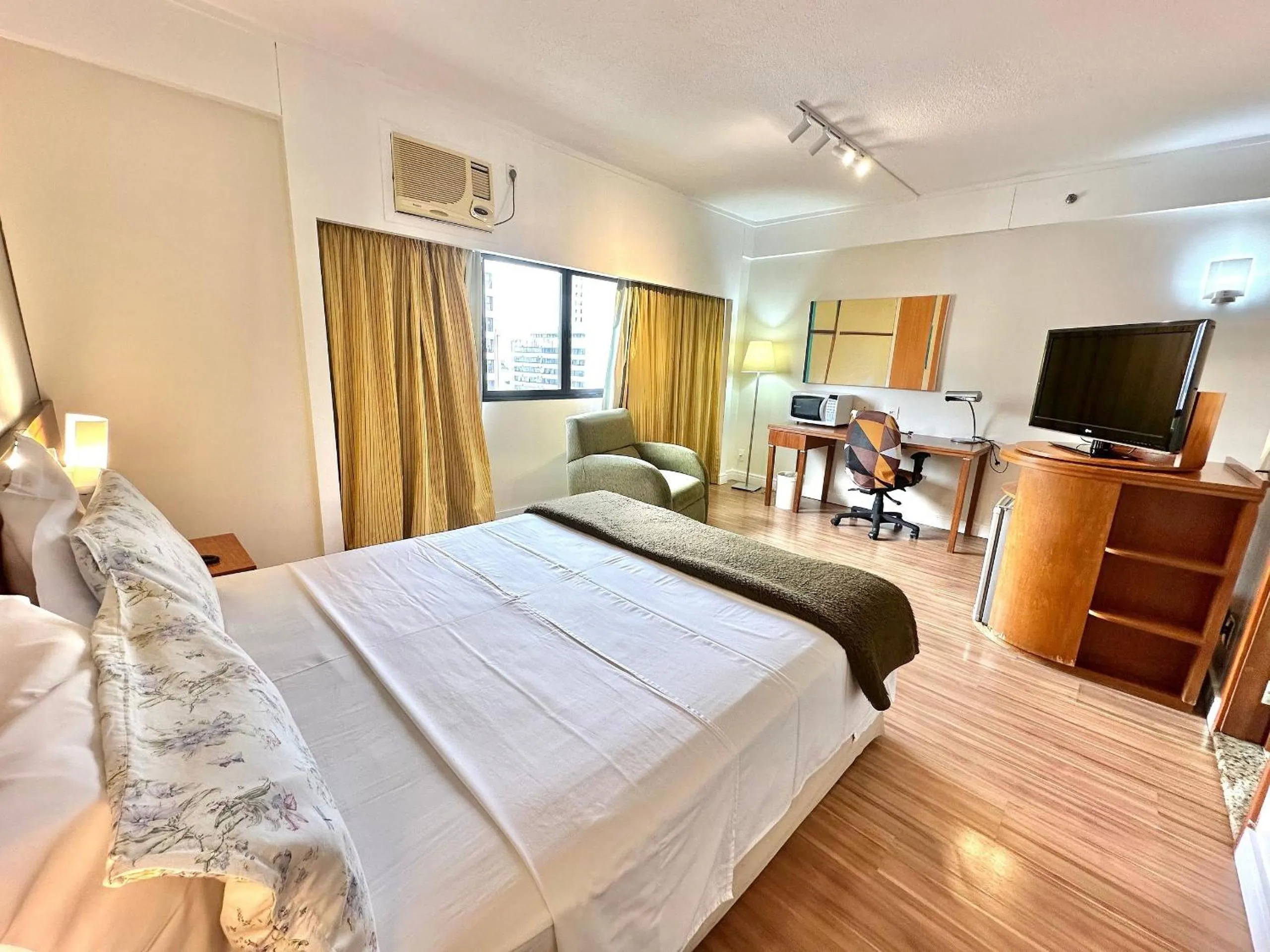 Bed in Flat Particular Rua Borges Lagoa c/ garagem UH1008