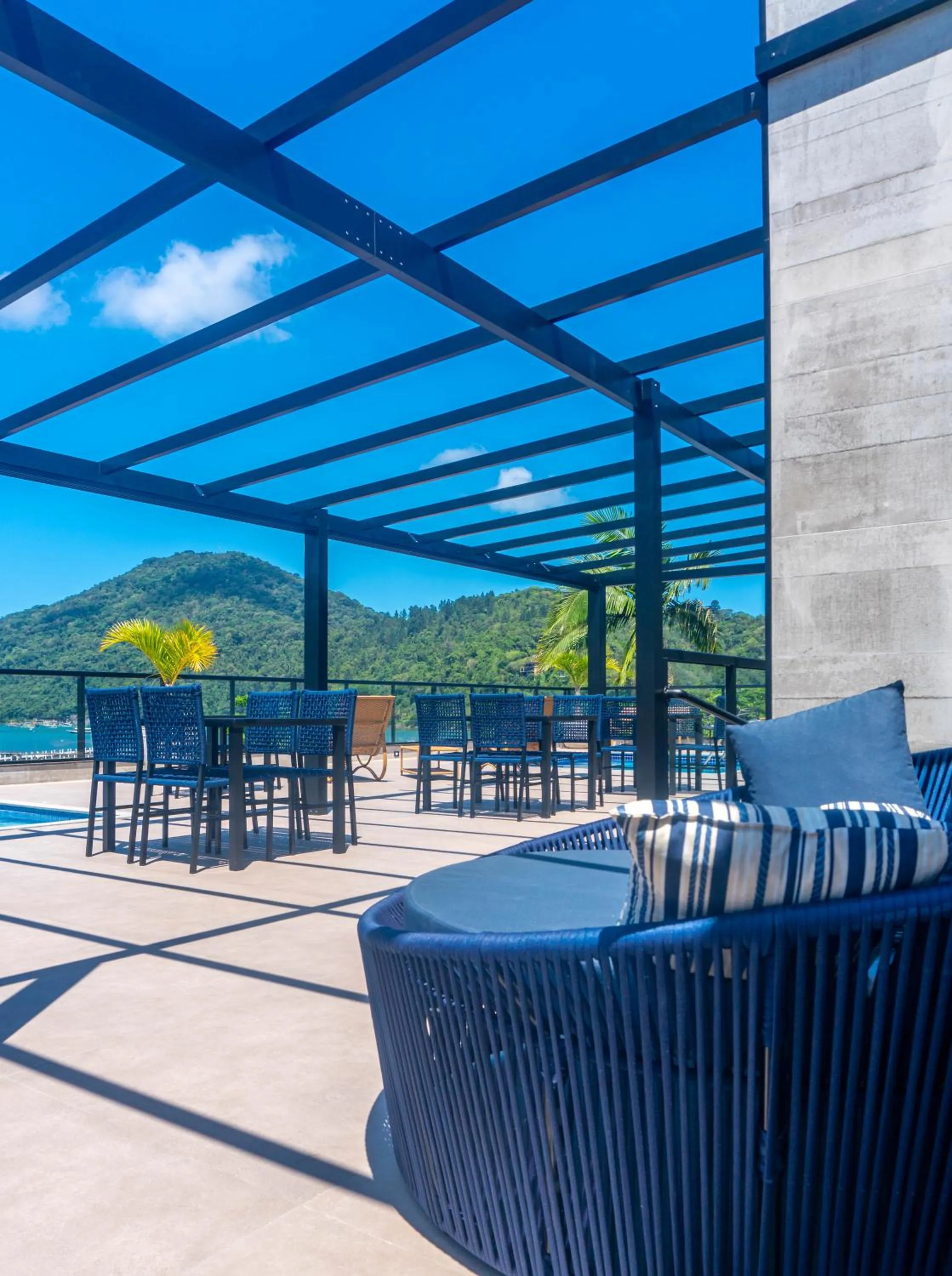 Swimming pool in Ubatuba Praia Hotel