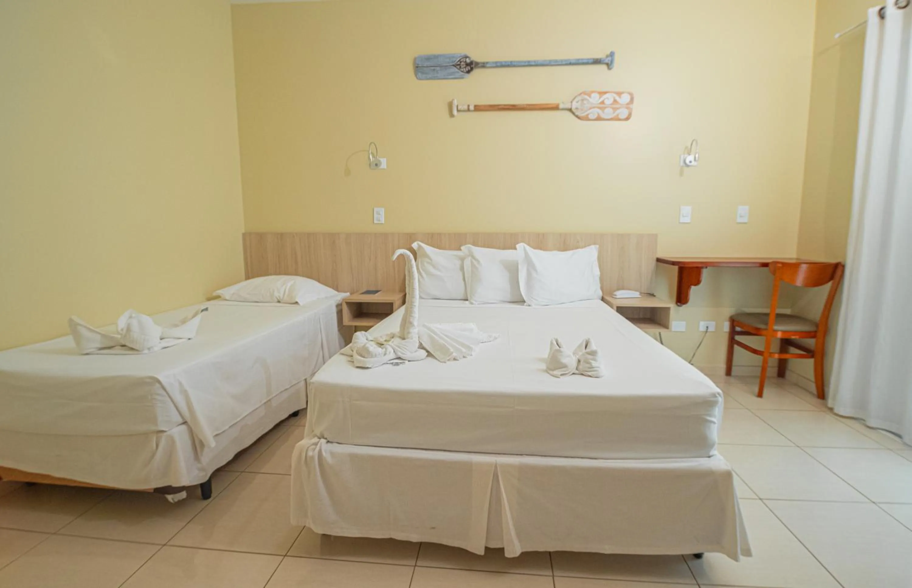 Bedroom, Bed in Ubatuba Praia Hotel