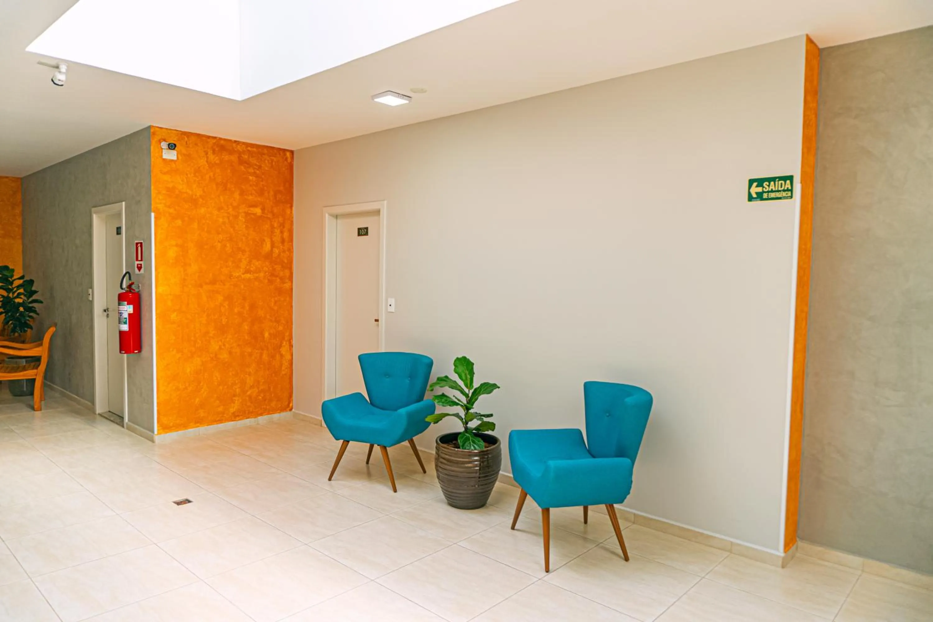 Seating area in Ubatuba Praia Hotel