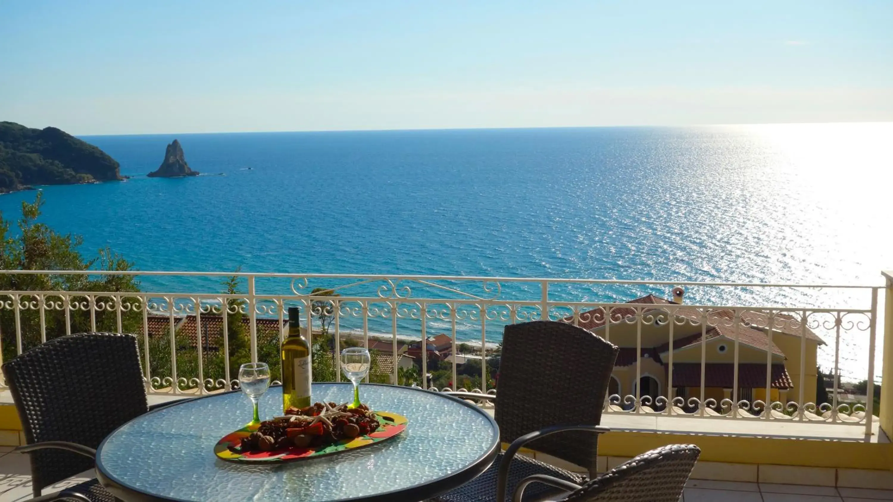 Natalia Apartment B with panoramic sea views of Agios Gordios bay Natalia Apartment B with panoramic sea views of Agios Gordios bay