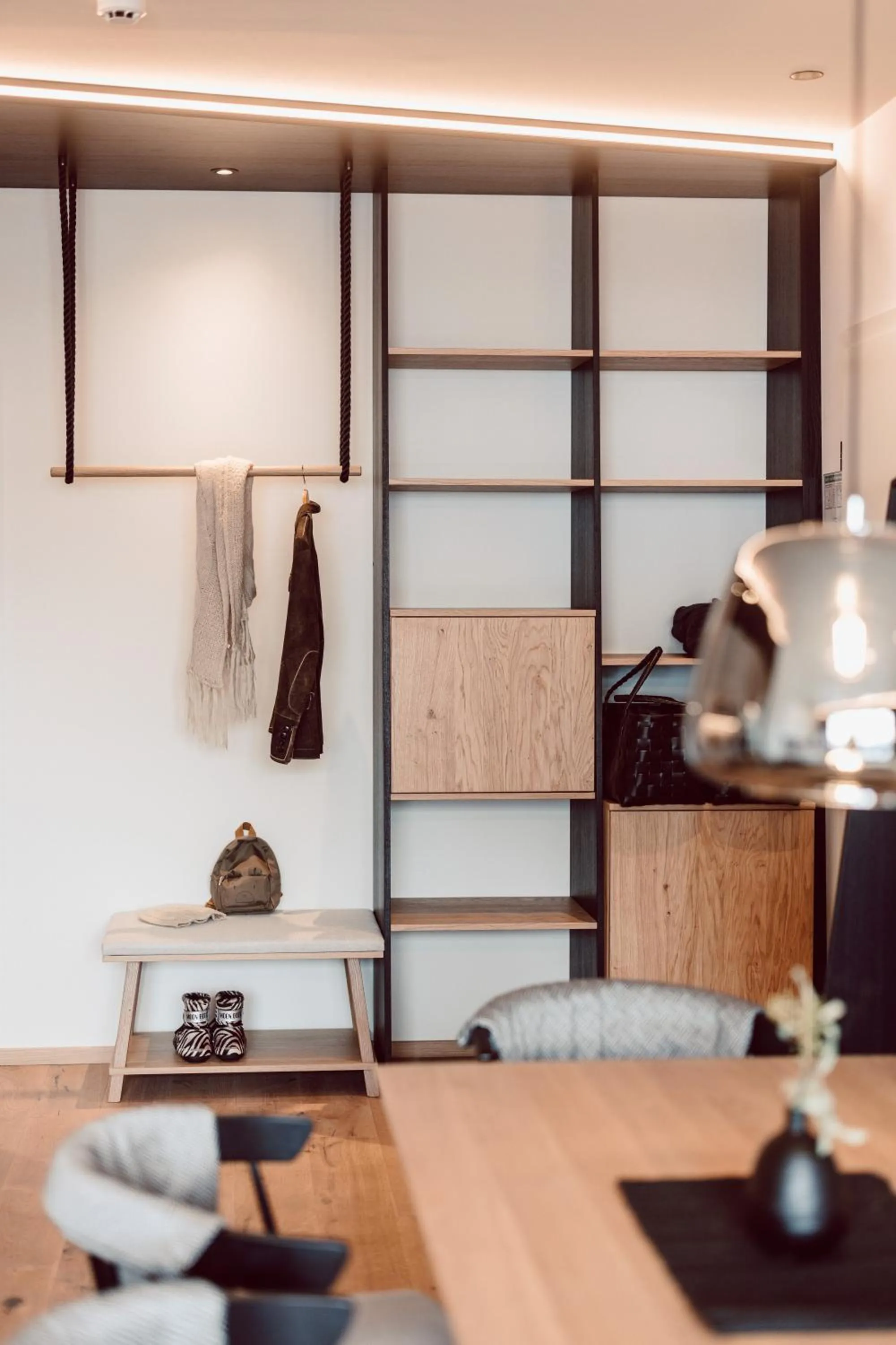 Photo of the whole room in JoAnn suites & apart