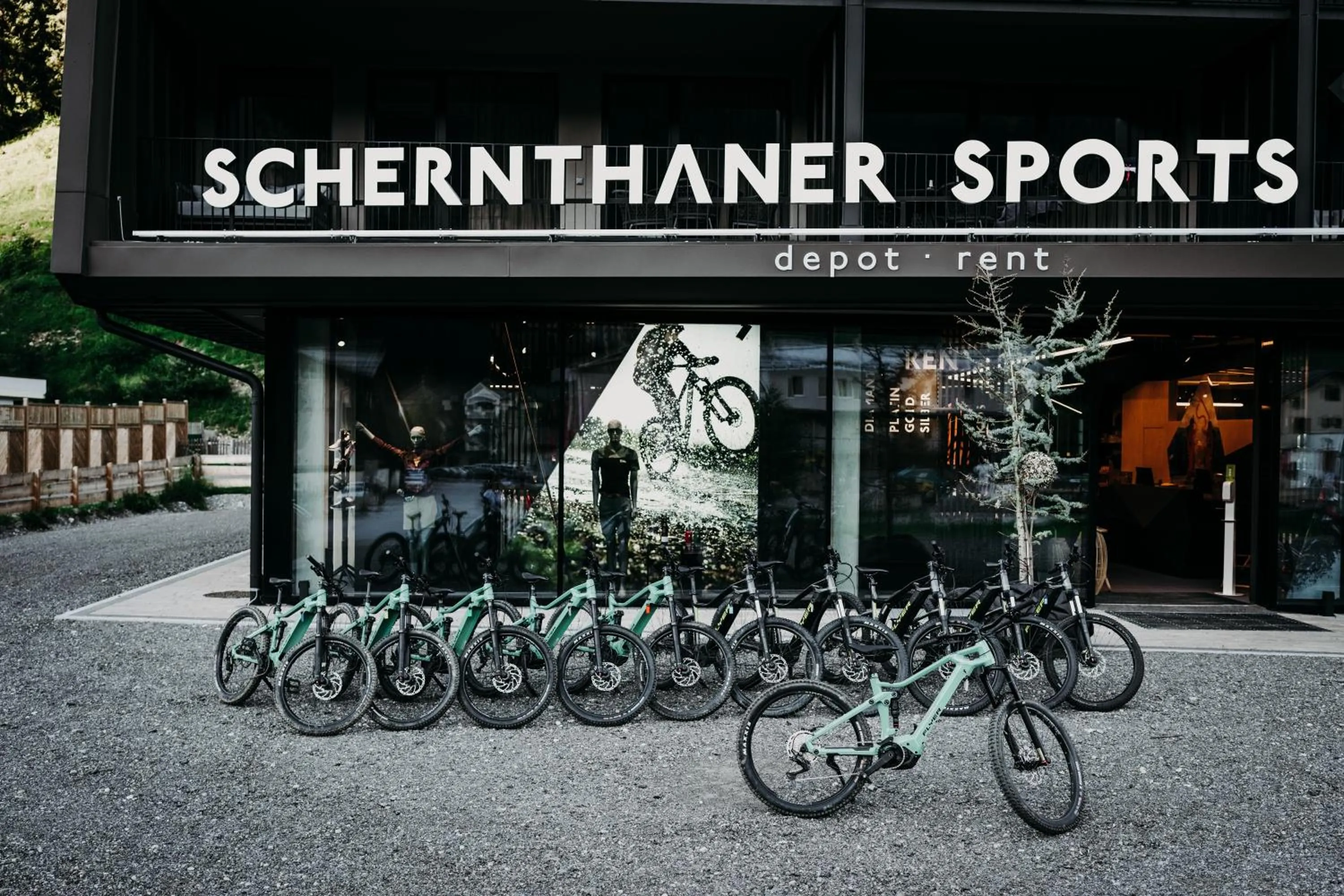 On-site shops in JoAnn suites & apart