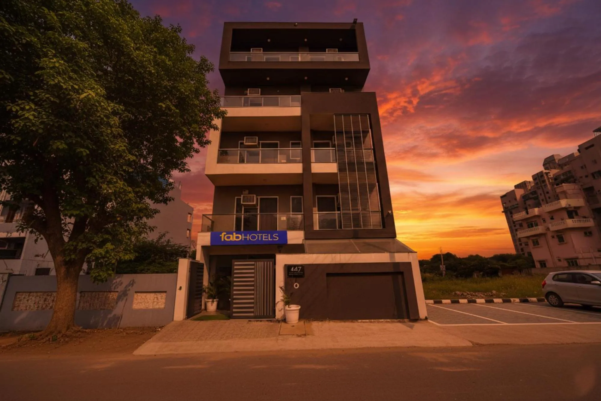 Property building in Via Alpha