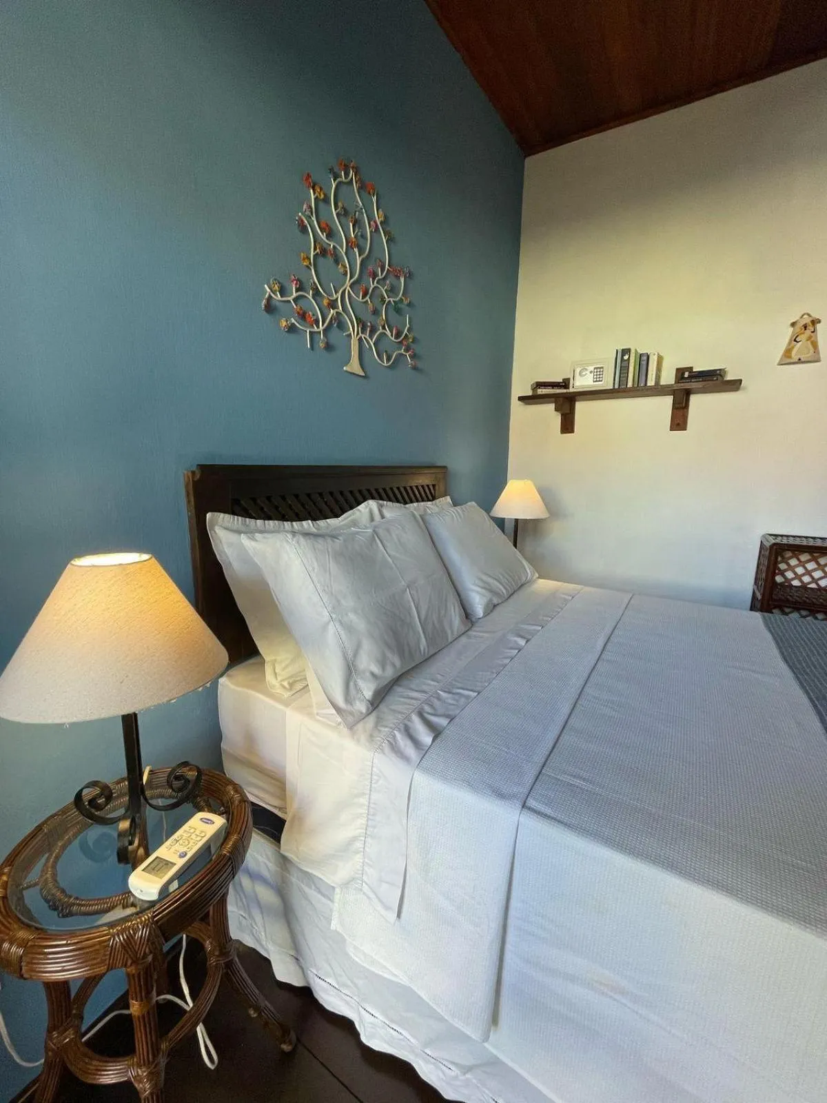 Bedroom, Bed in Pousada Beija Flor