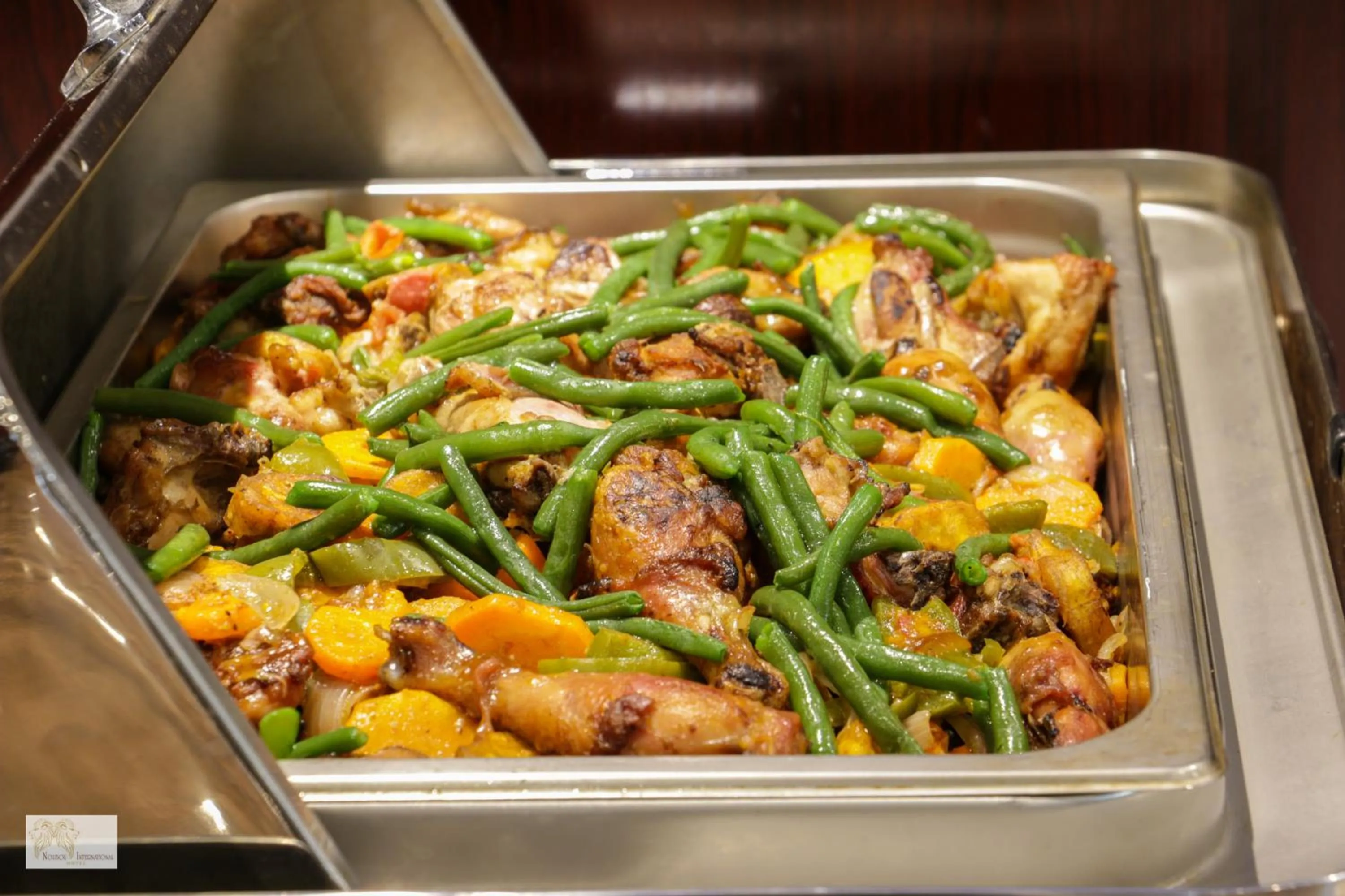 Restaurant/places to eat in NOUBOU INTERNATIONAL HOTEL BONAPRISO