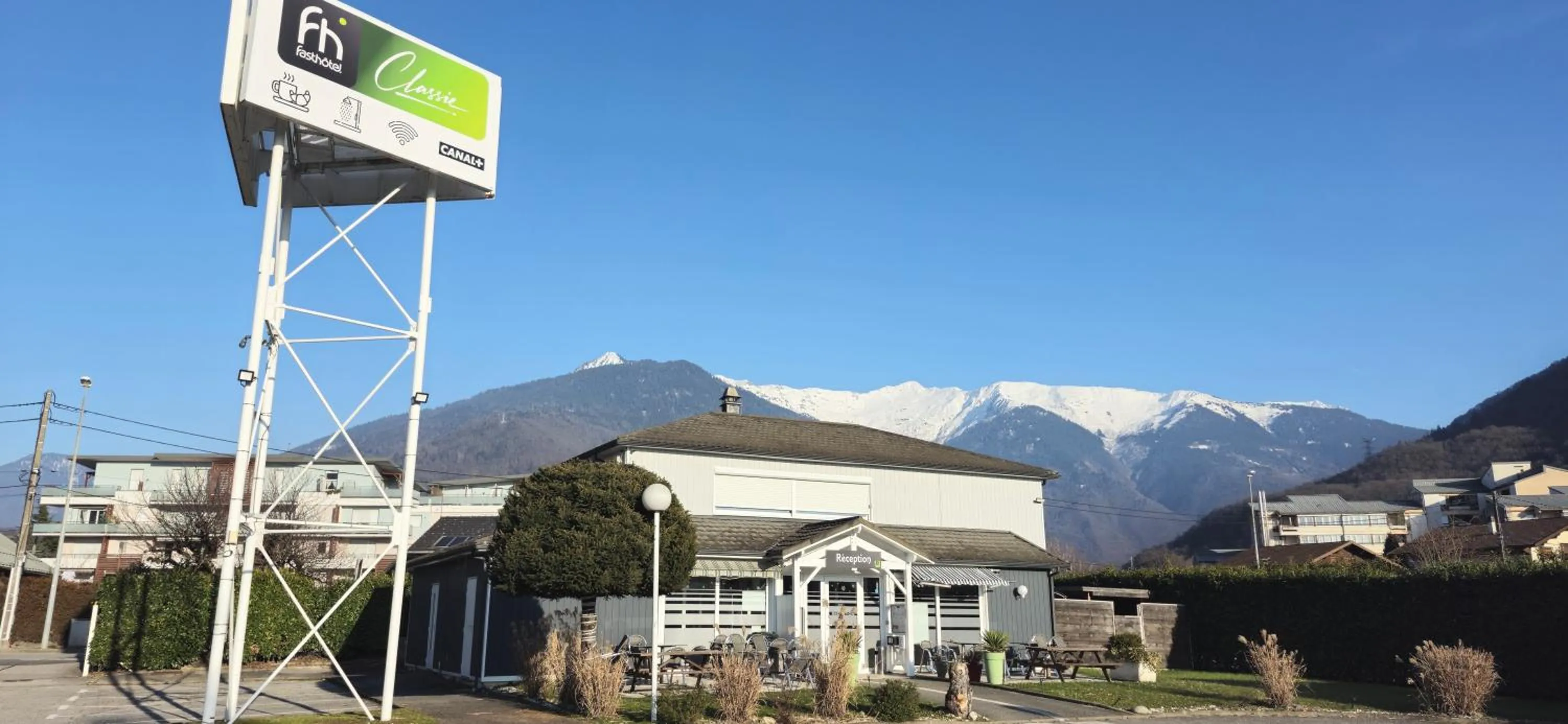 Mountain view in Fasthotel Albertville