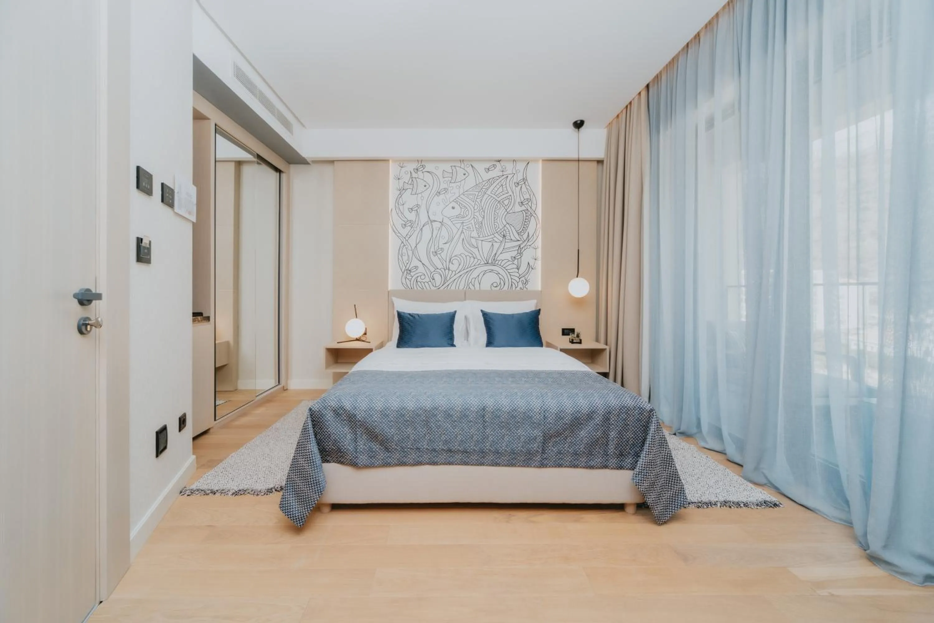 Photo of the whole room, Bed in Katamare Hotel