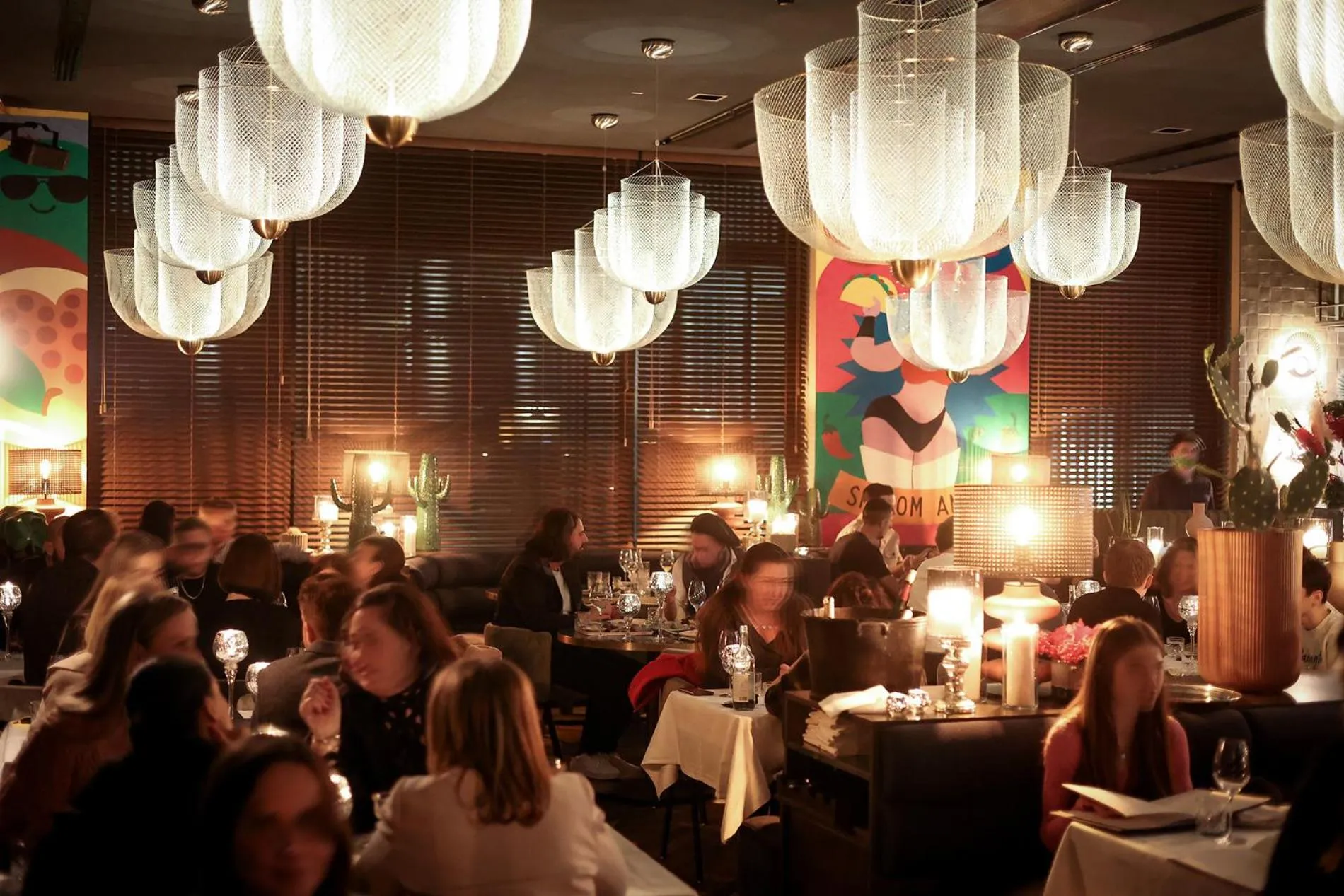 Restaurant/places to eat in Hotel ROMY by AMANO