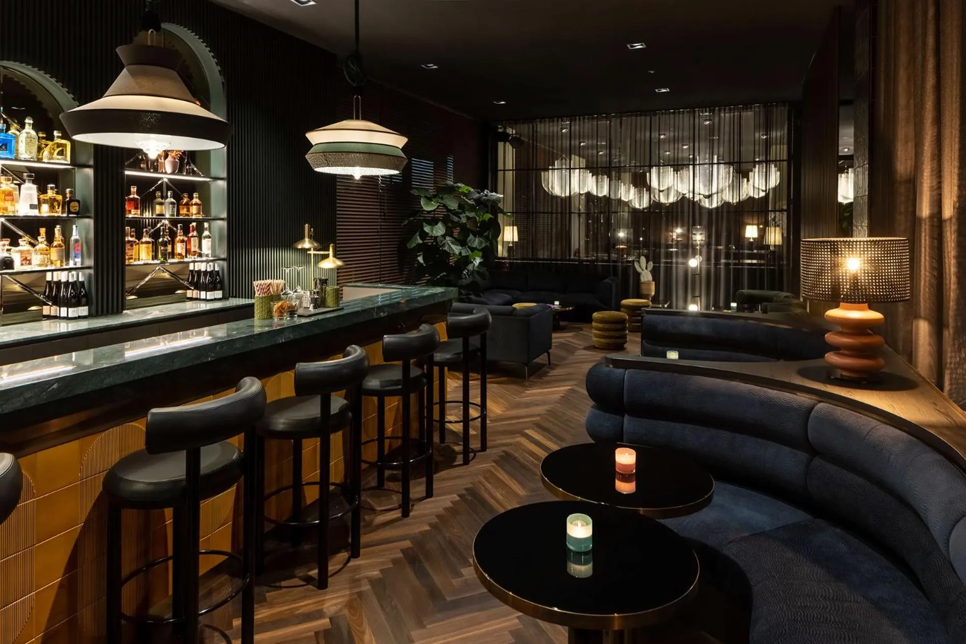 Lounge or bar in Hotel ROMY by AMANO