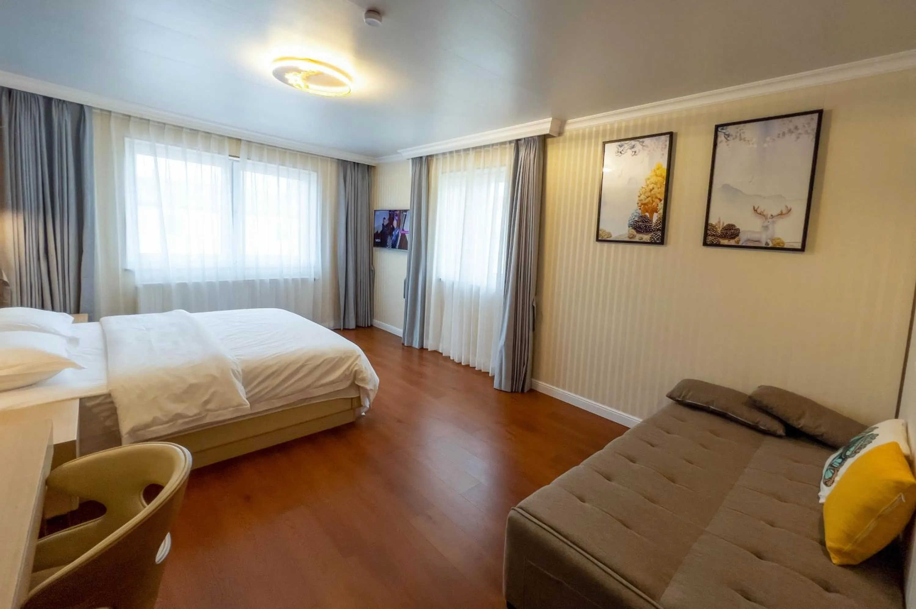 Bed in Mr.Liao Hotel