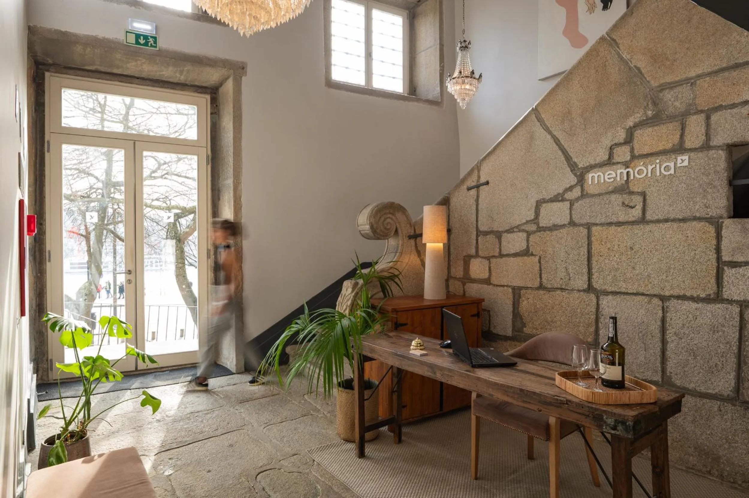 Lobby or reception in Memoria Porto FLH Hotels