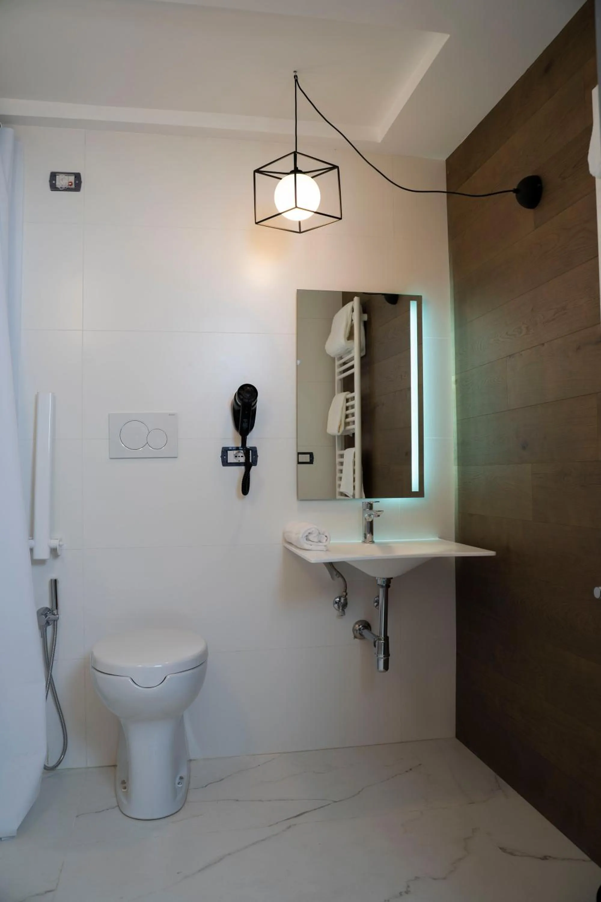 Bathroom in Rettifilo 311