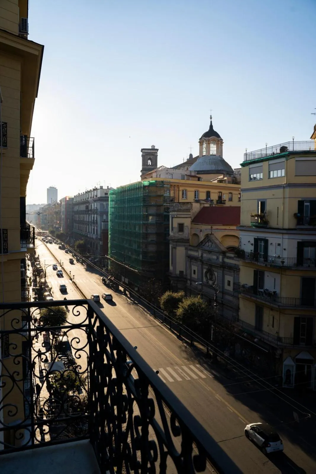 Property building in Rettifilo 311