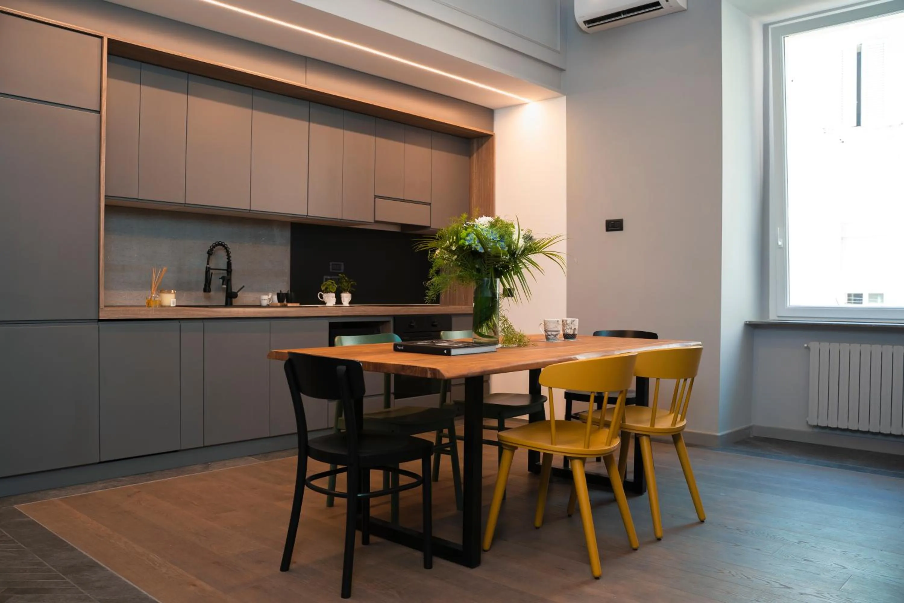 Kitchen or kitchenette in Rettifilo 311