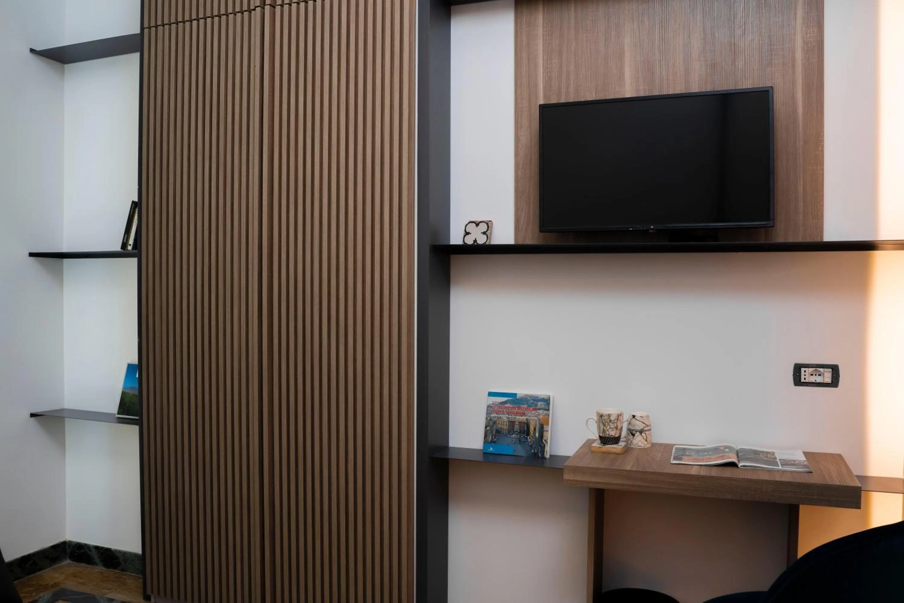 TV and multimedia in Rettifilo 311