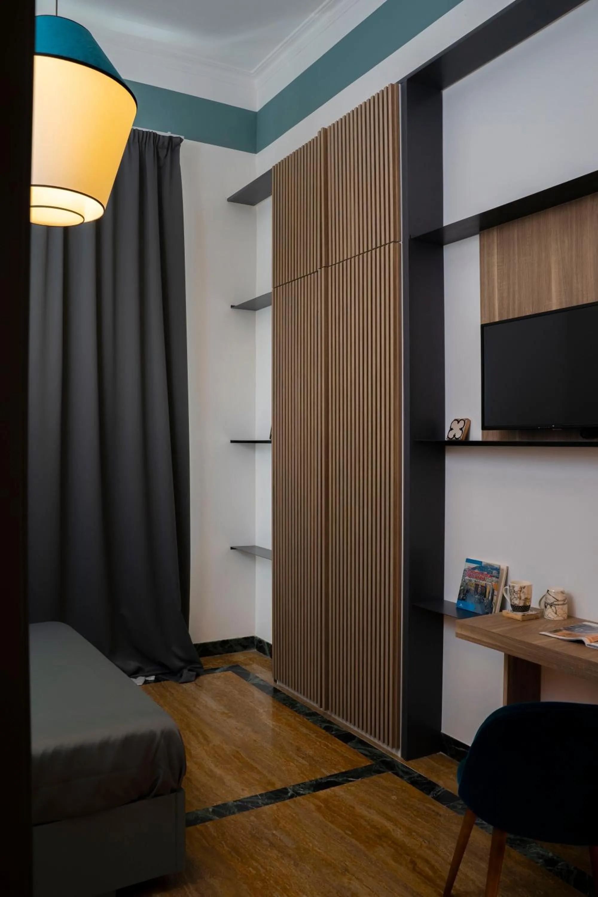 TV and multimedia in Rettifilo 311