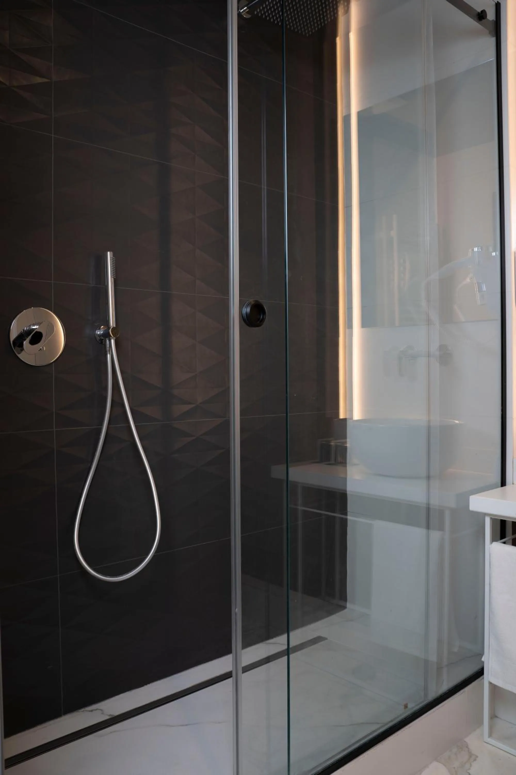 Bathroom in Rettifilo 311