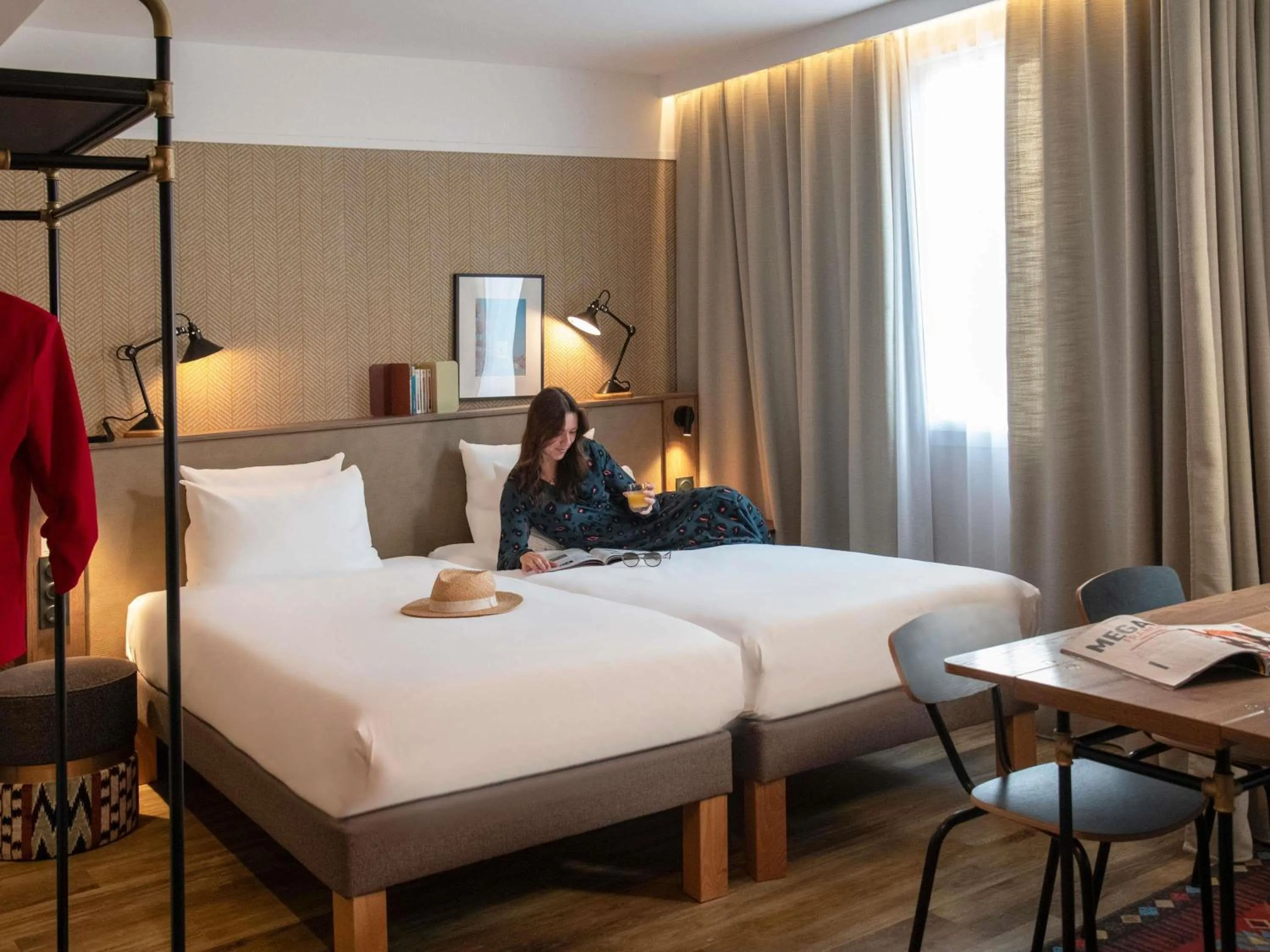 Bedroom, Bed in Novotel Suites Nice Airport