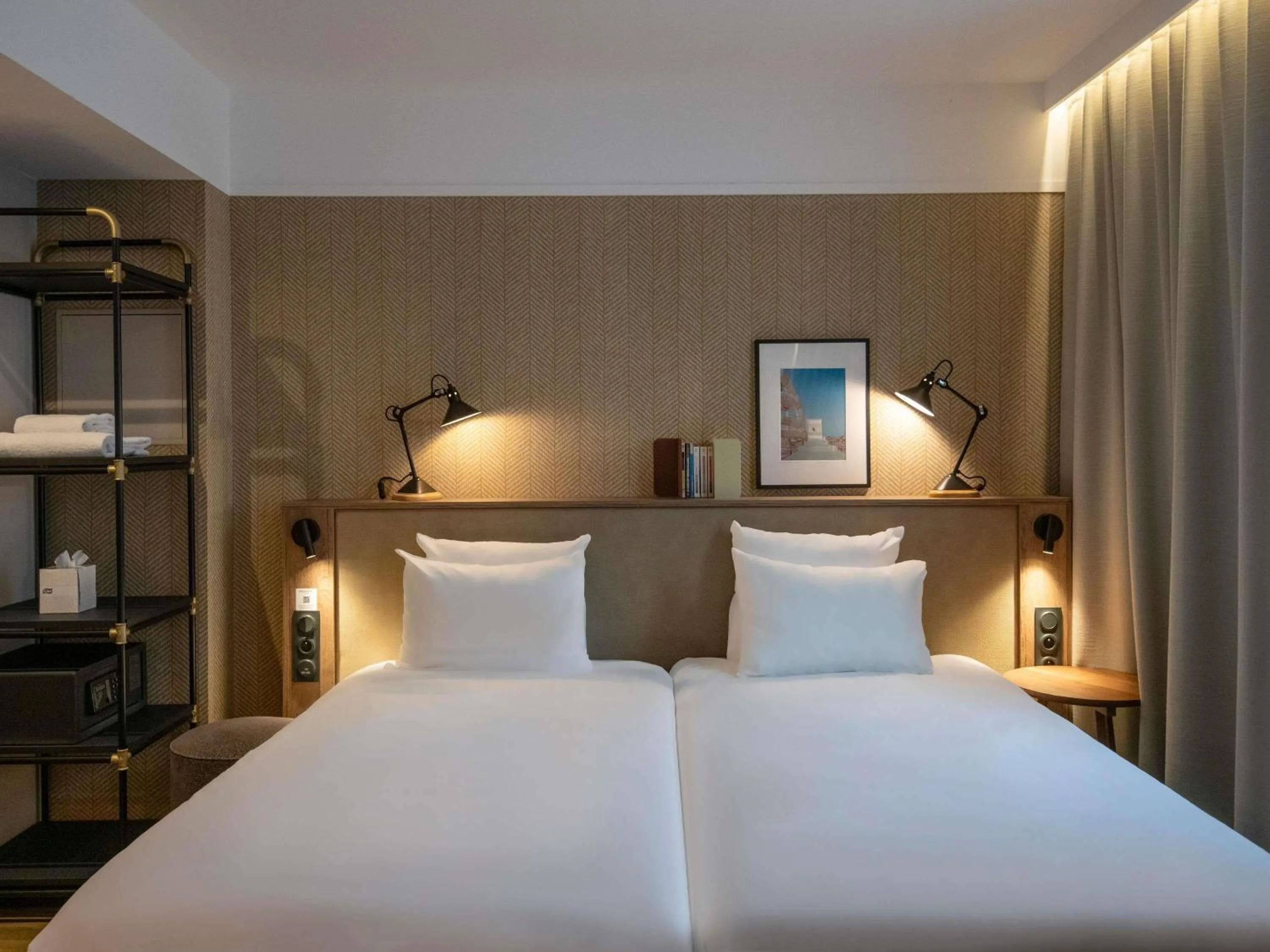 Bedroom, Bed in Novotel Suites Nice Airport