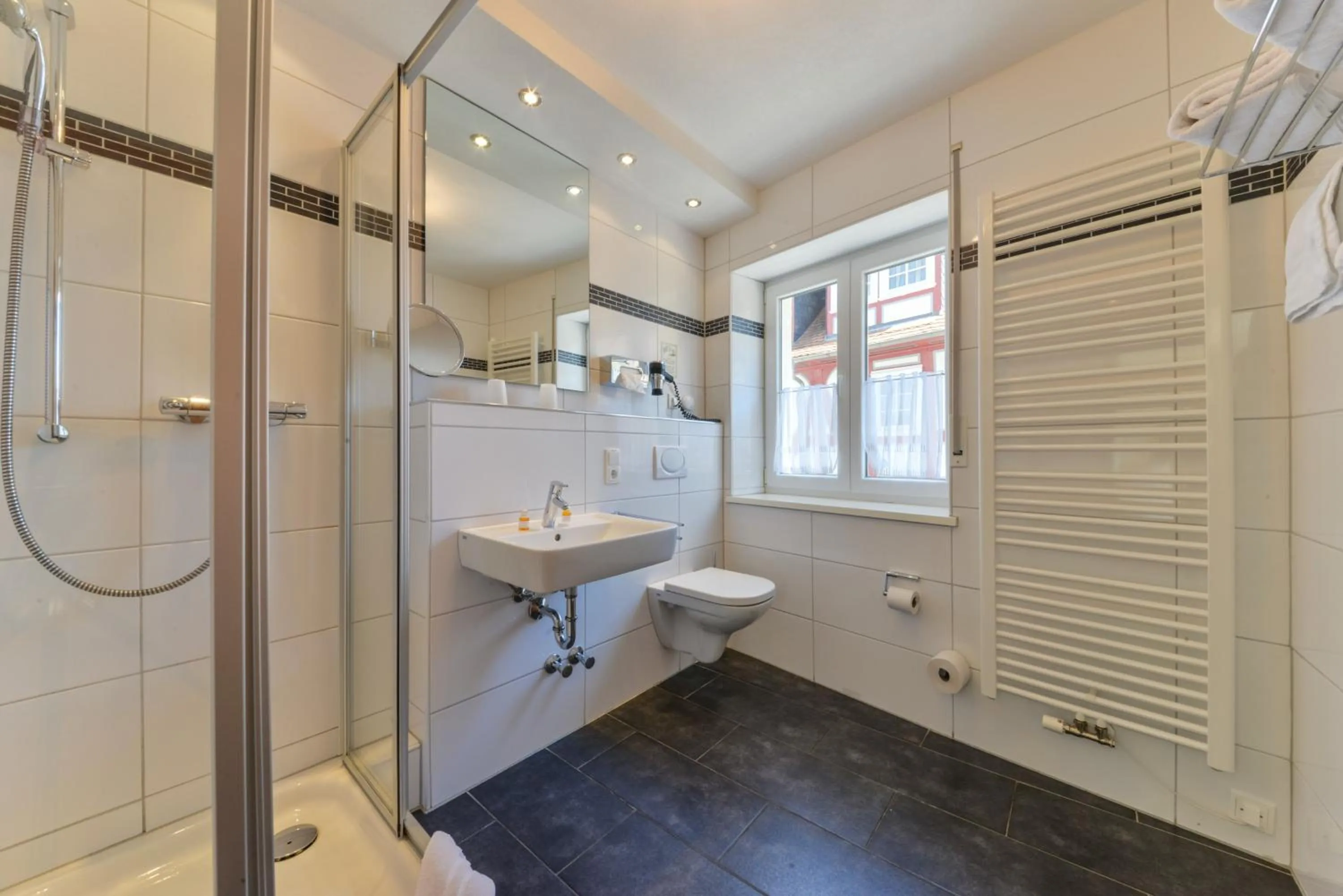 Bathroom in Hotel Kirchhainer Hof