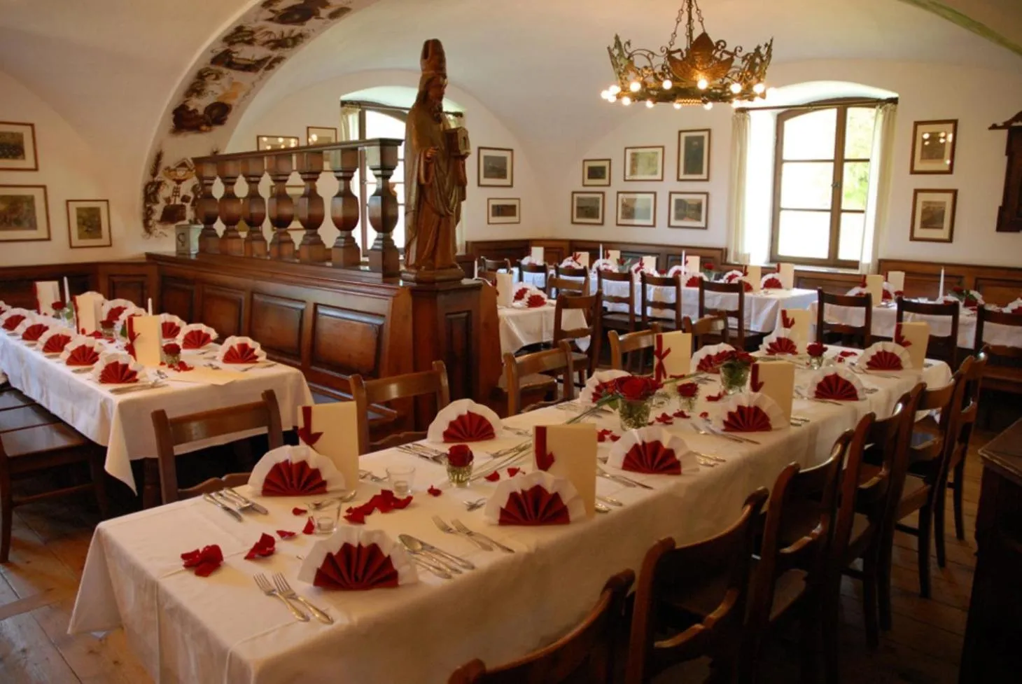 Restaurant/places to eat in Klostergasthof Raitenhaslach