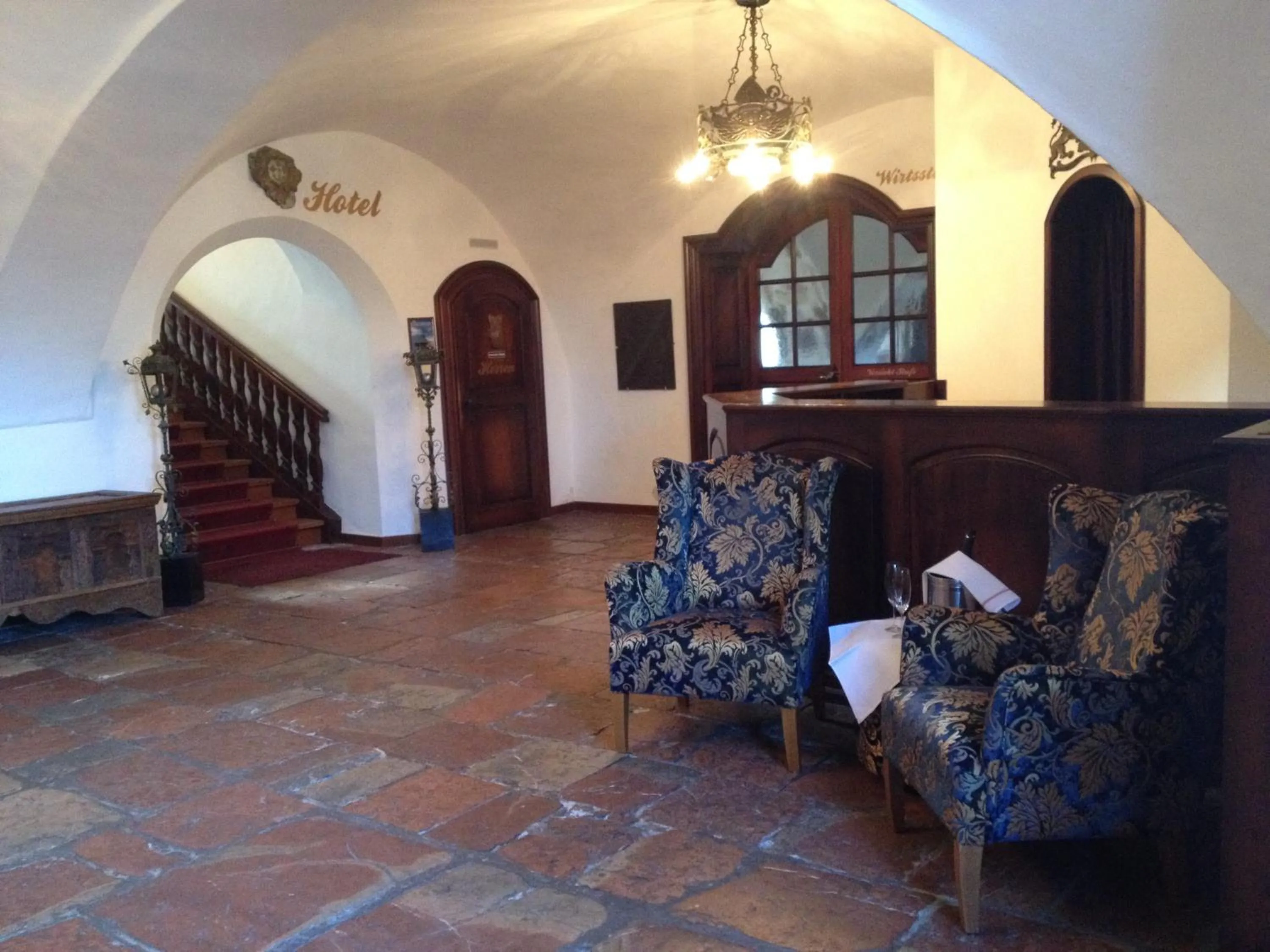 Lobby or reception in Klostergasthof Raitenhaslach