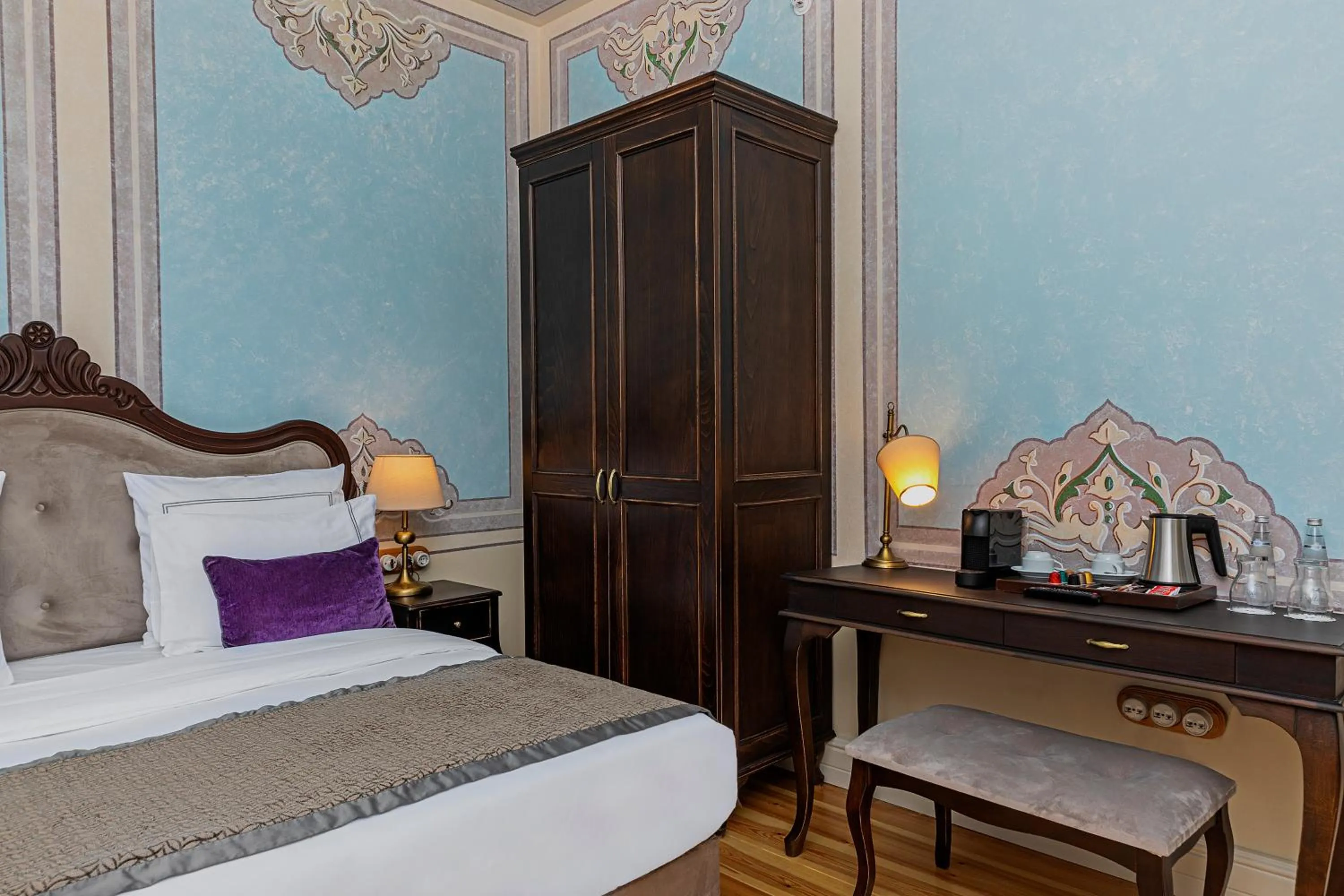 Bed in Meroddi Barnathan Hotel