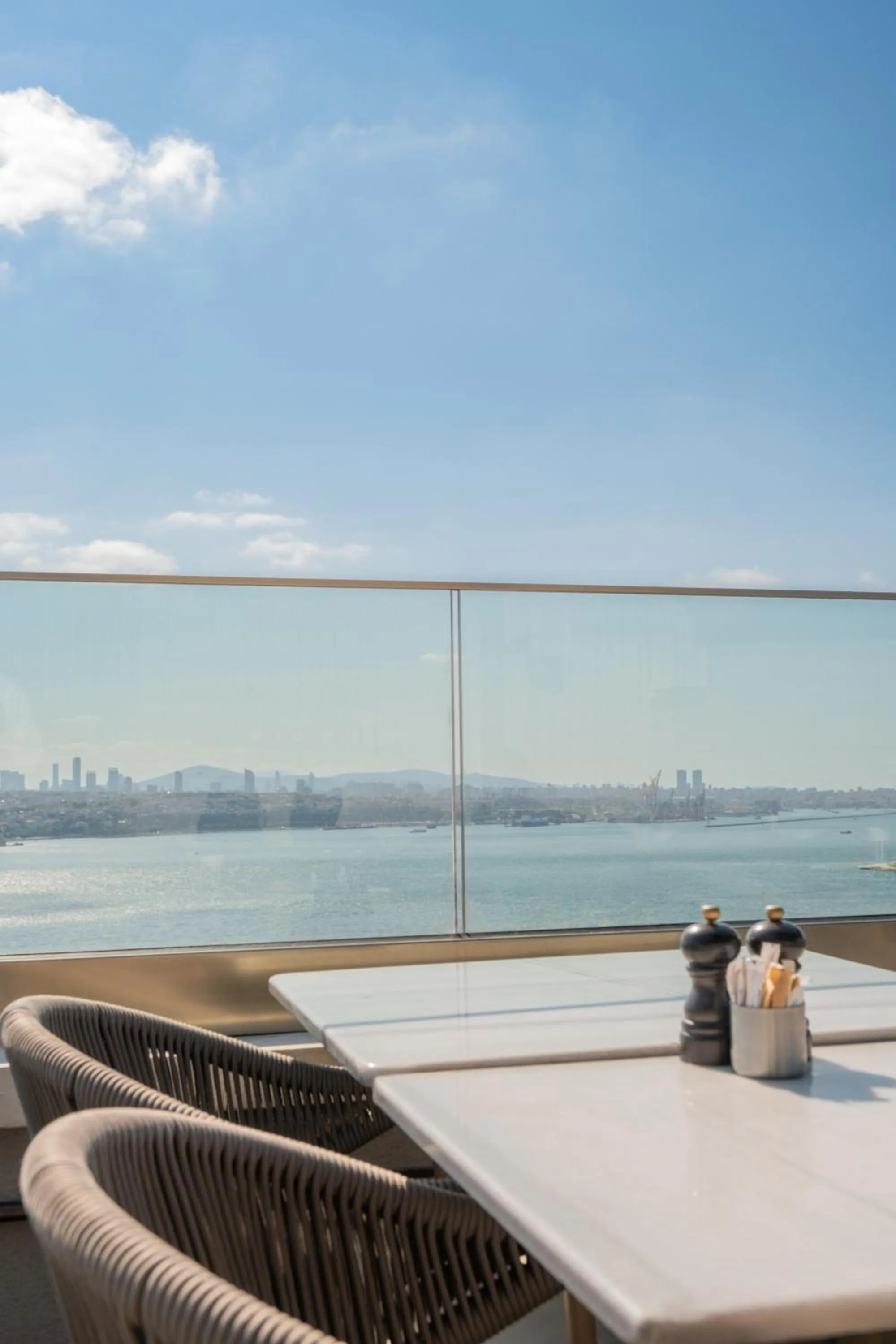 Meroddi Barnathan Hotel