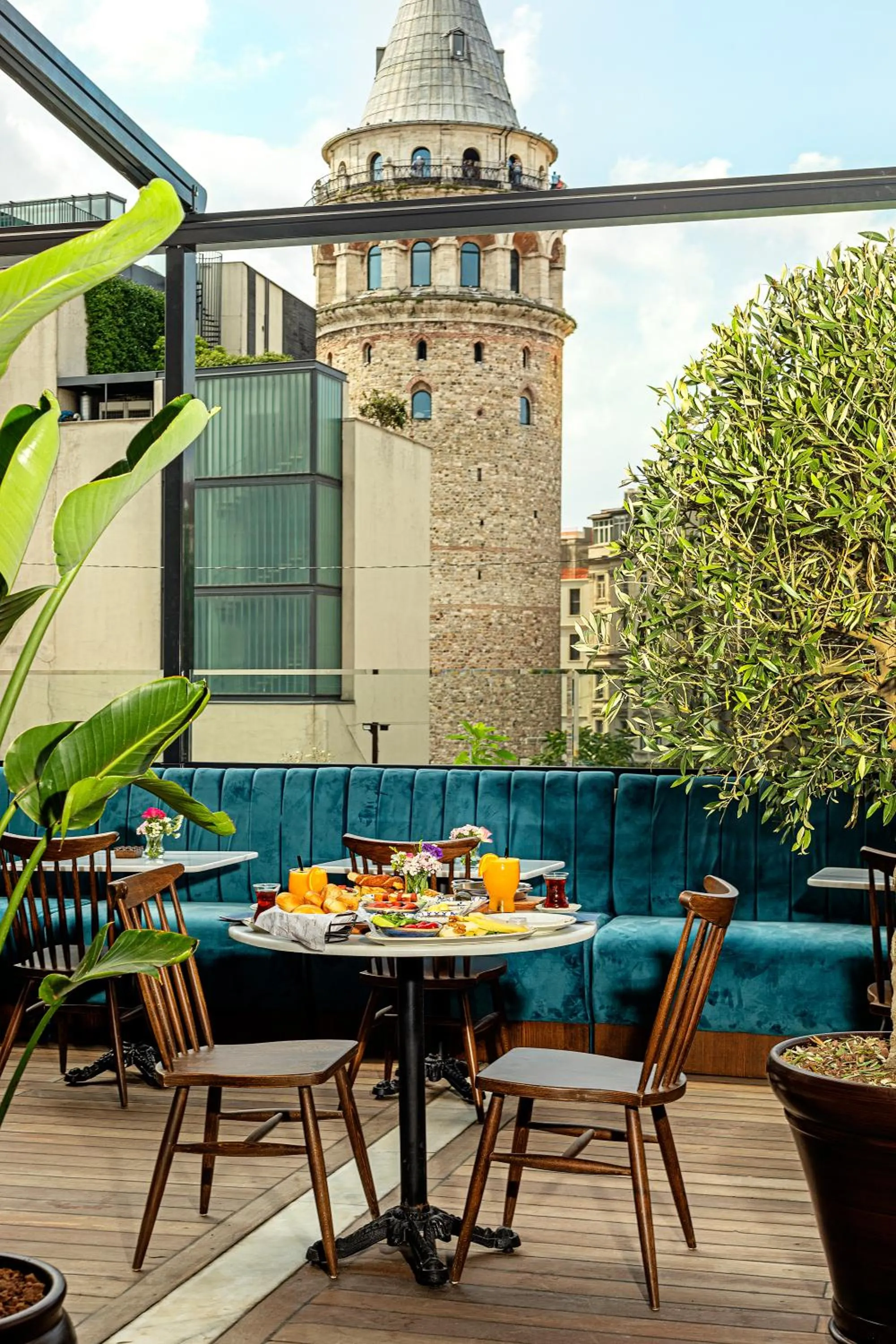 Meroddi Barnathan Hotel