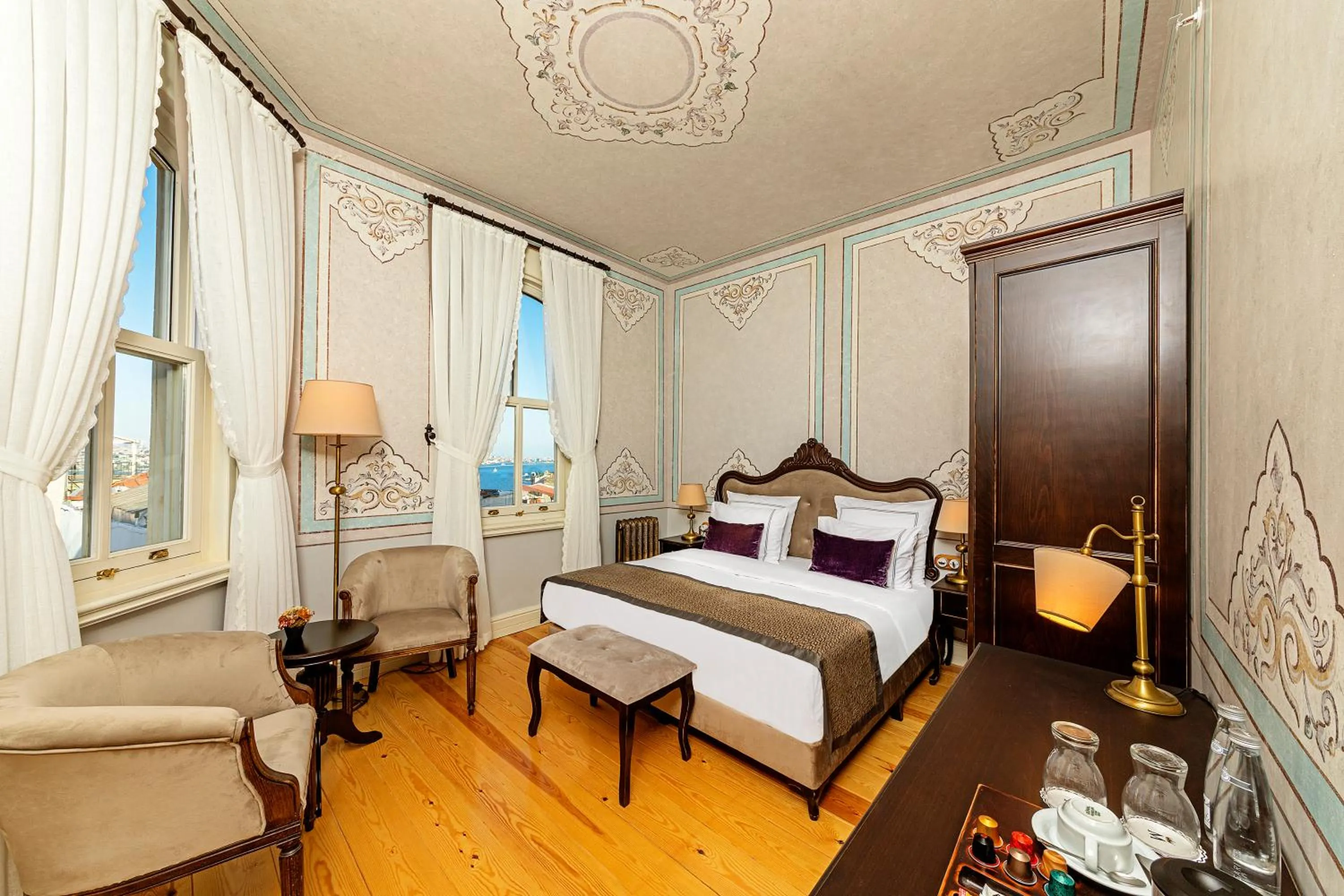 Bed in Meroddi Barnathan Hotel