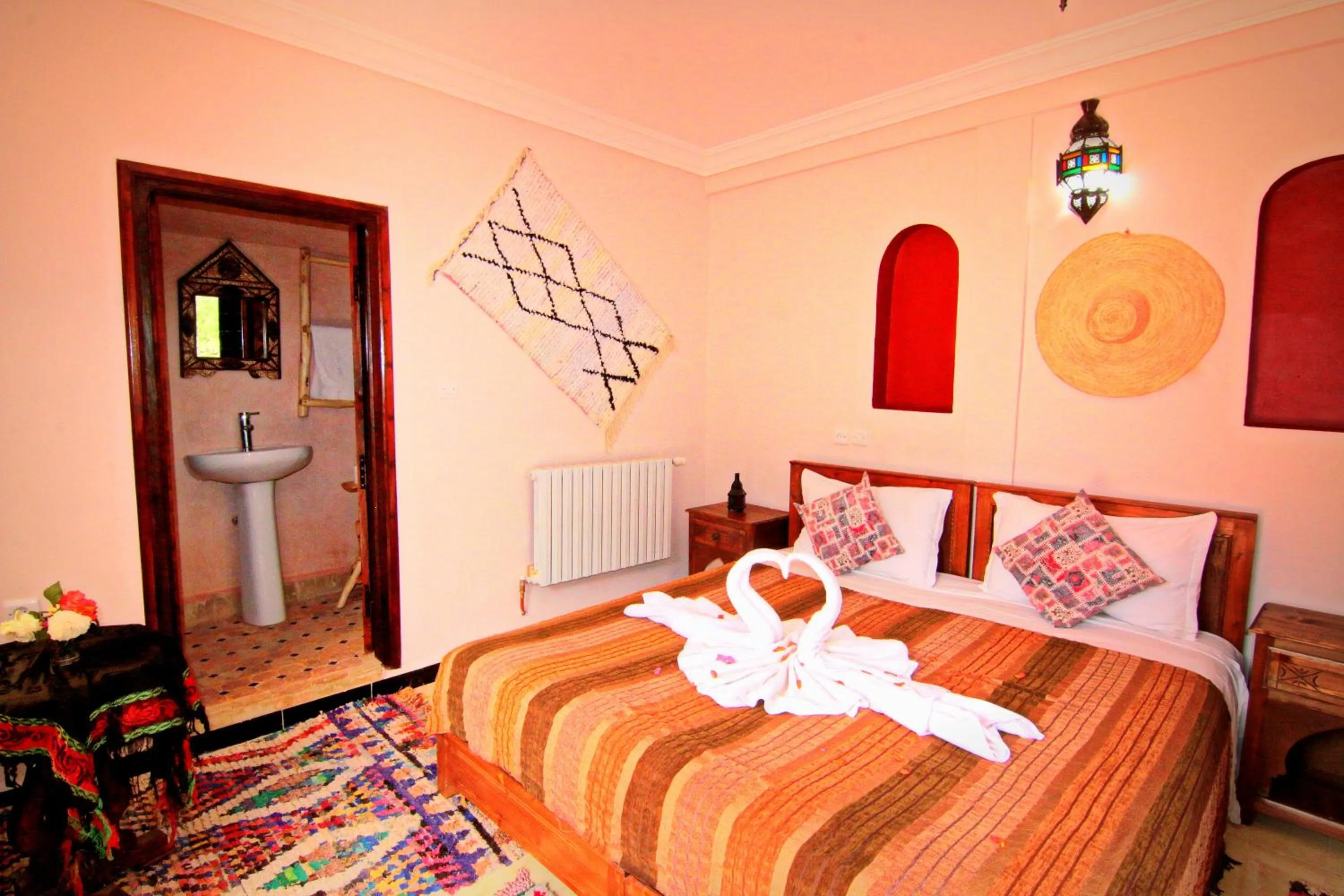 Bedroom, Bed in Jnane Karma