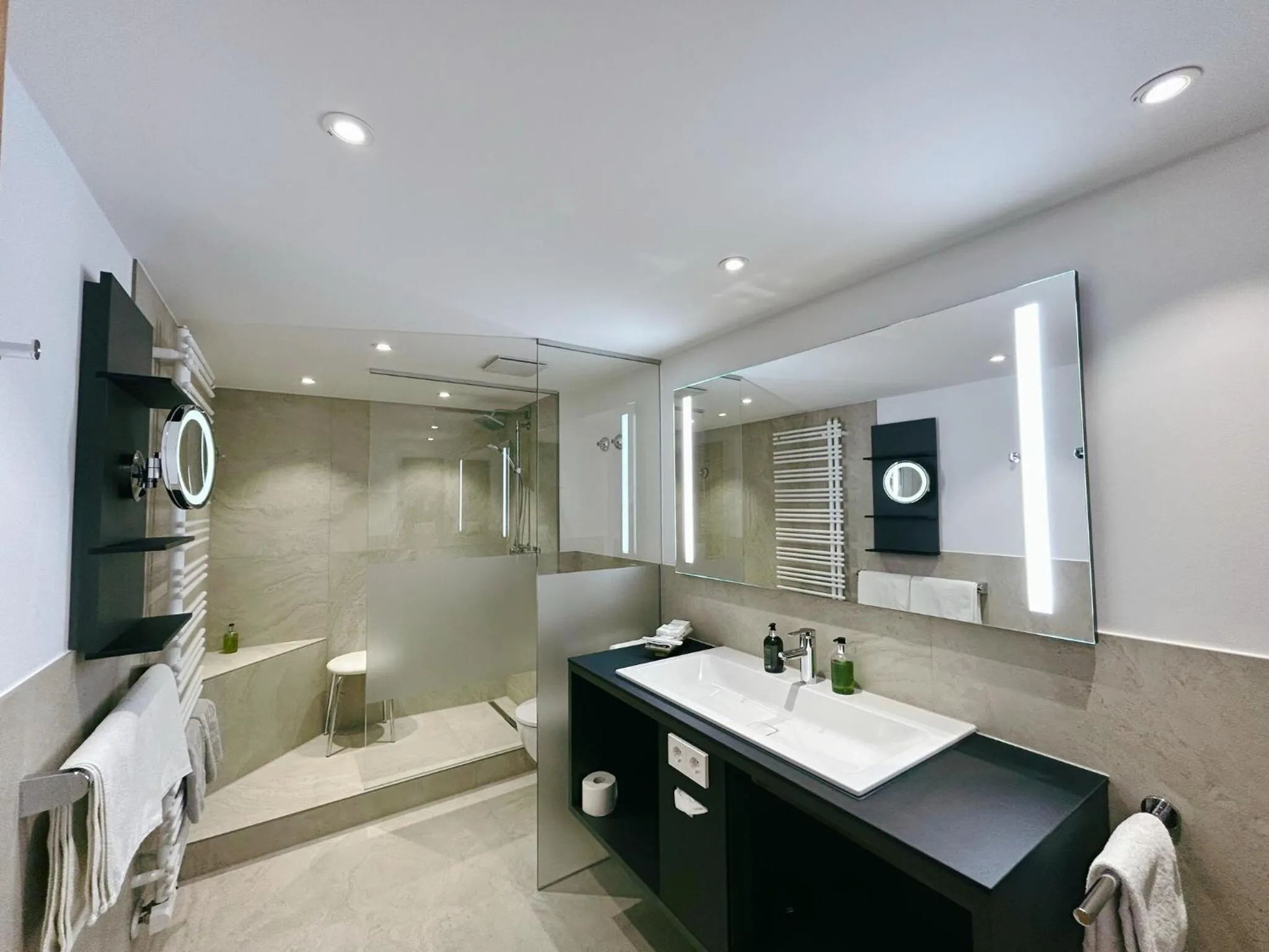 Toilet in Hotel Reppert