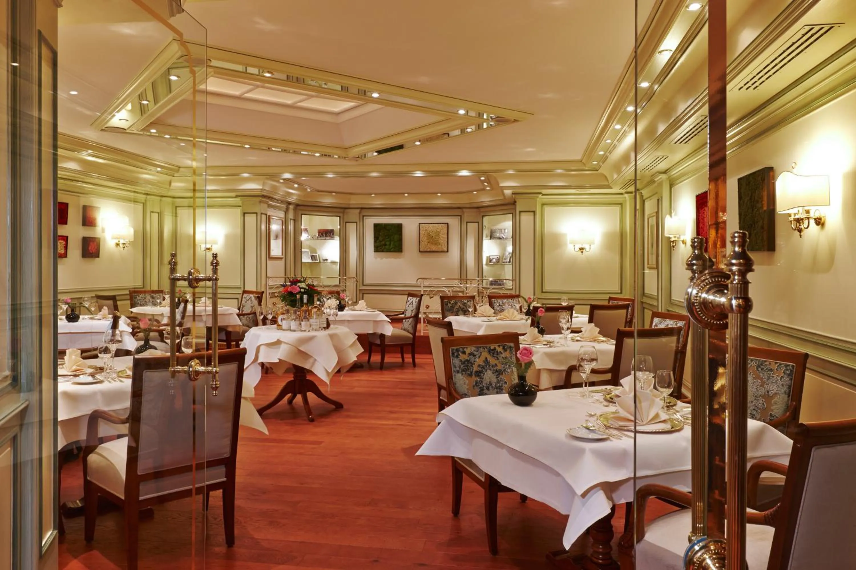 Restaurant/places to eat in Hotel Reppert