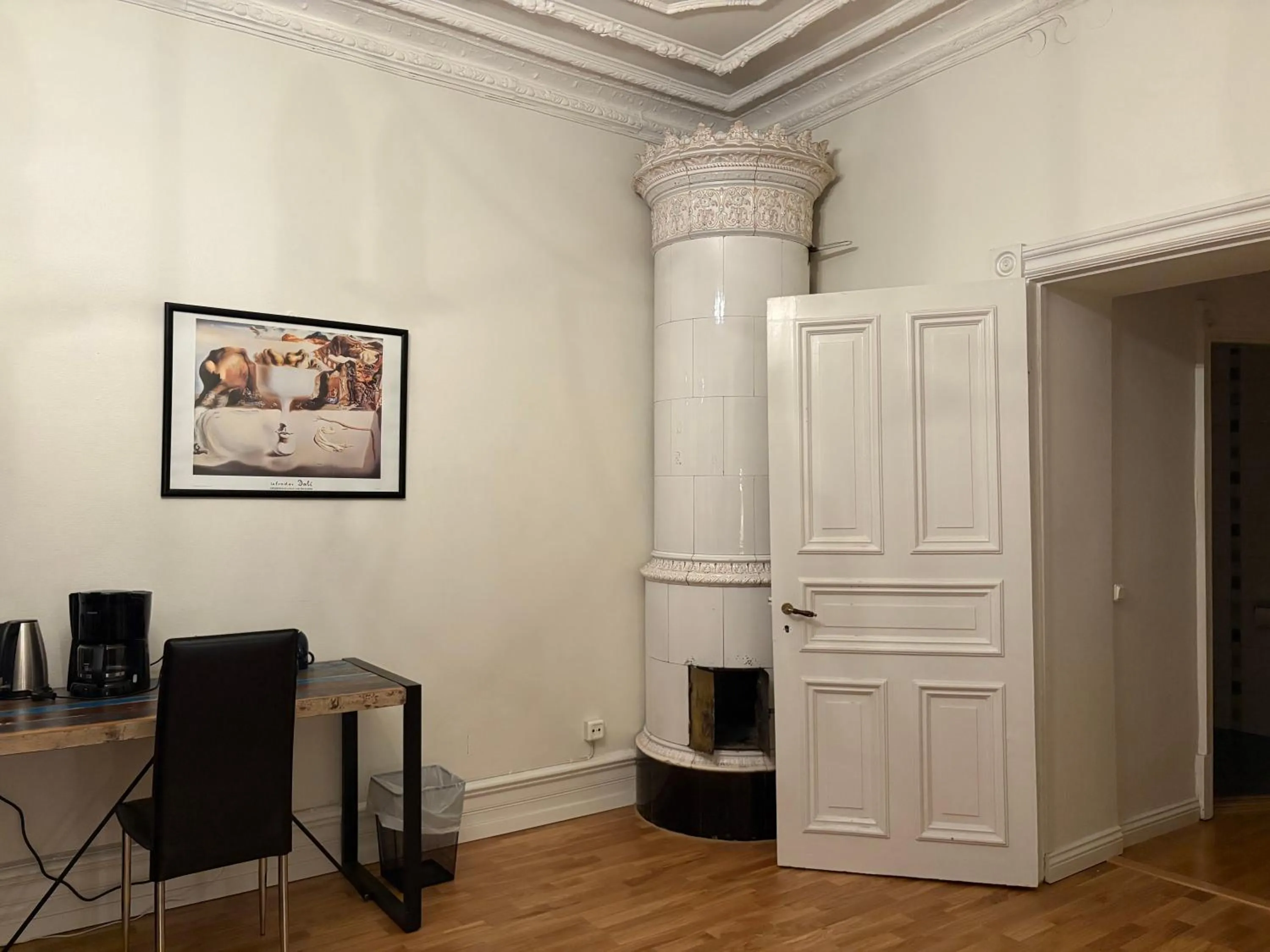 Photo of the whole room in Hotel Lemonade