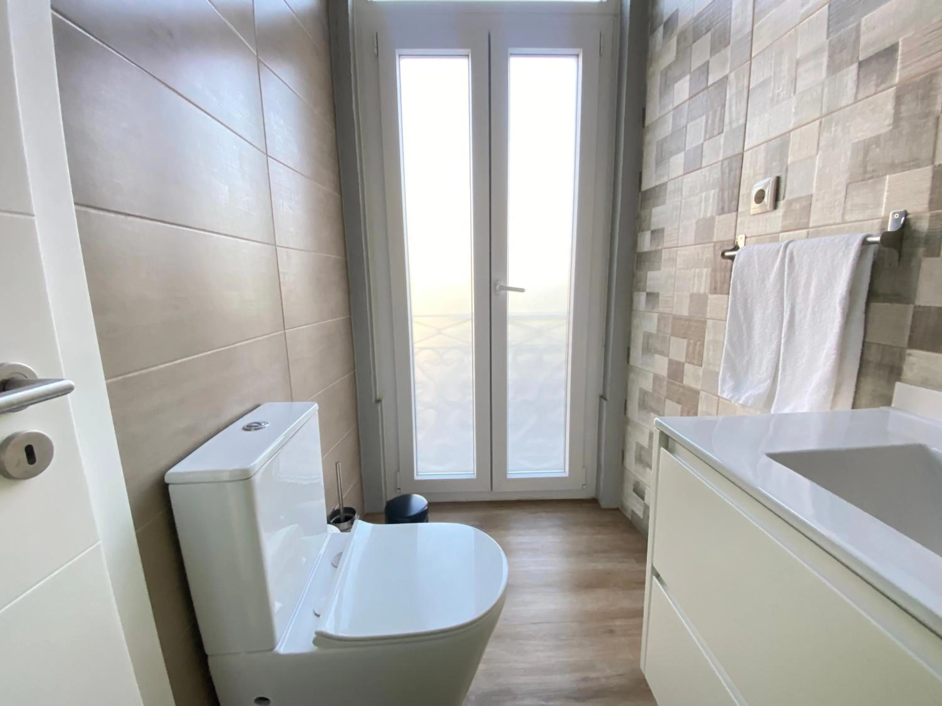 Shower in Canto Doce