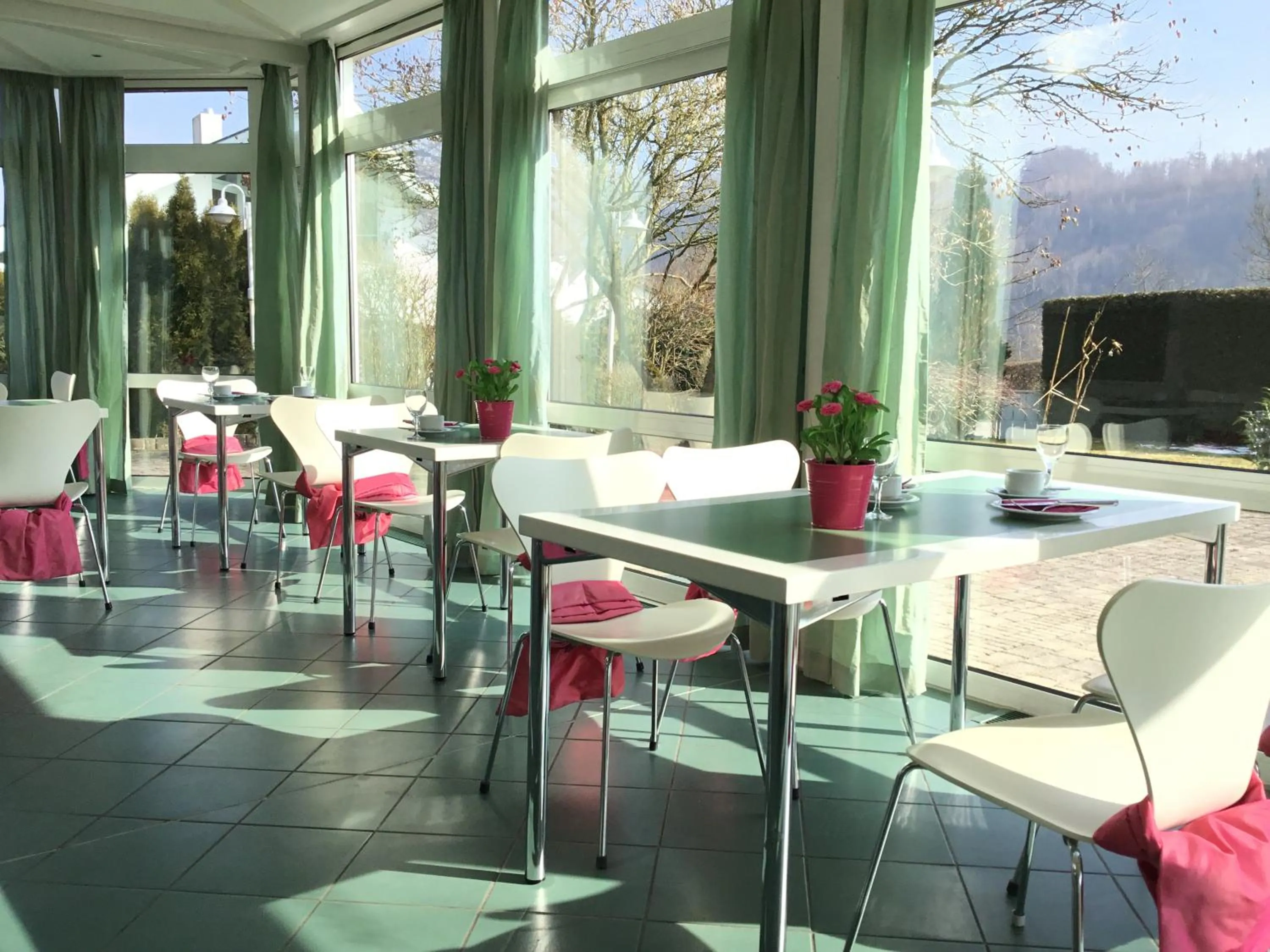 Dining area in Gartenhotel Salzach