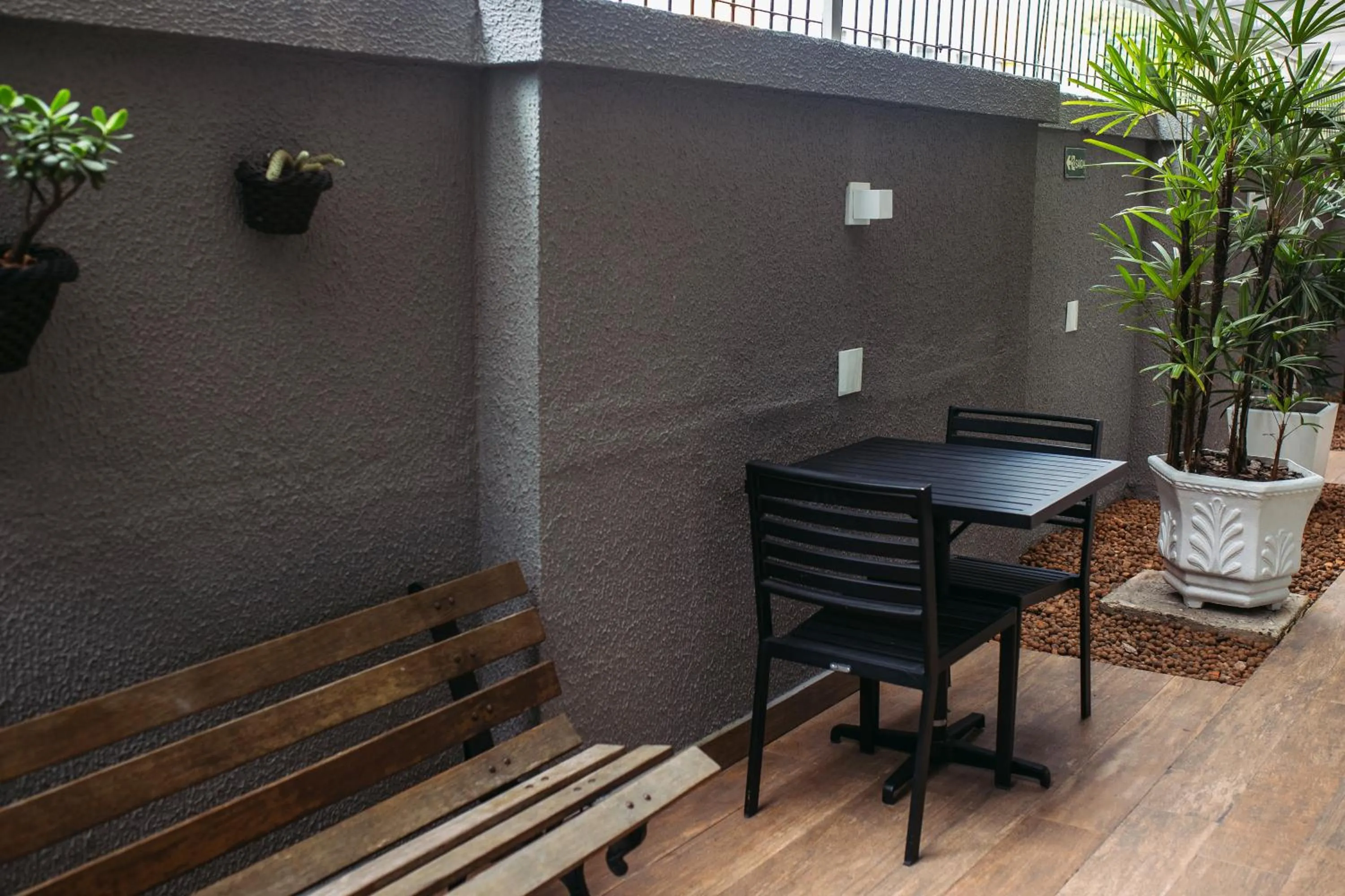 Esquina Batel - Hotel Econômico