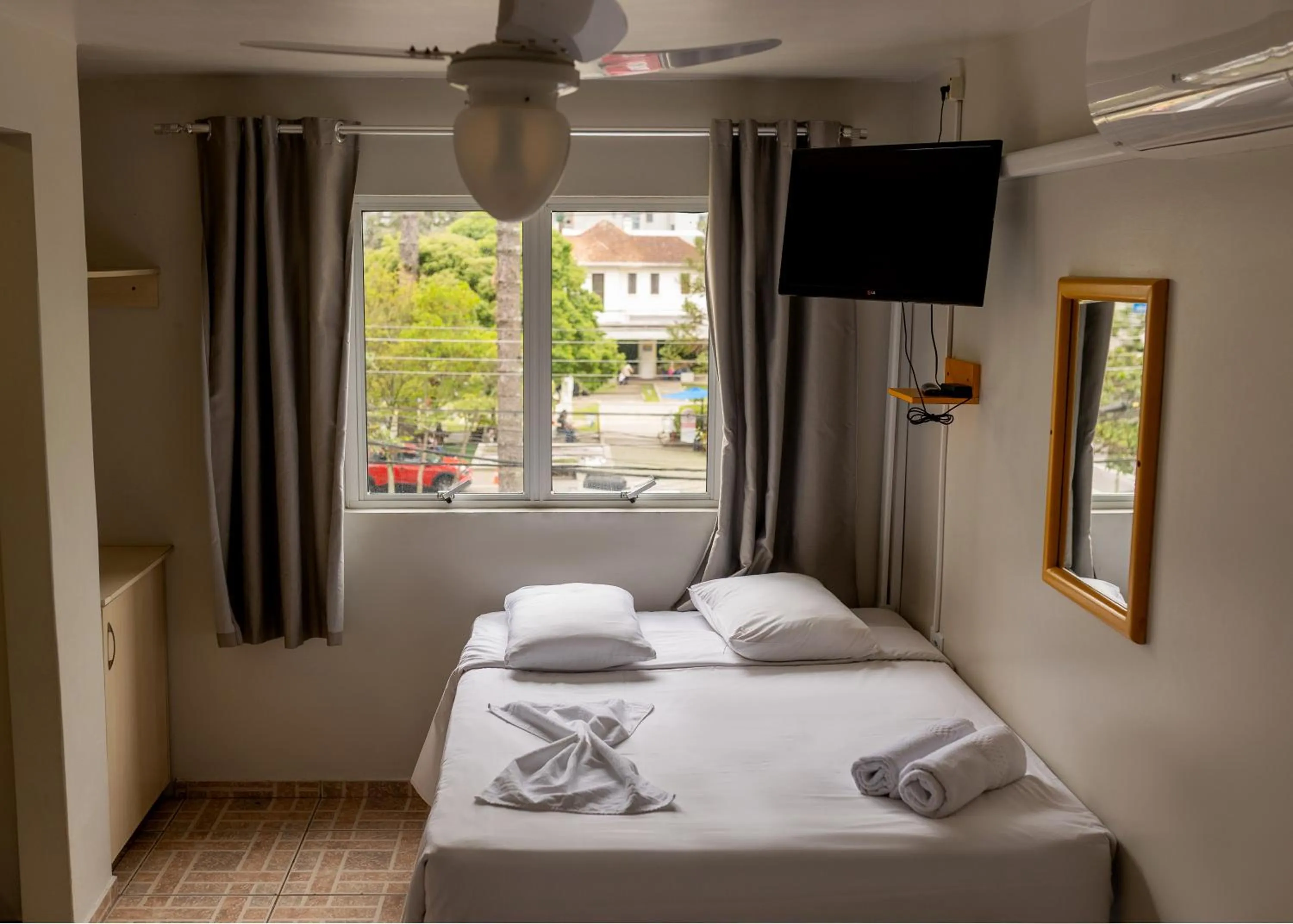 Bed in Esquina Batel - Hotel Econômico