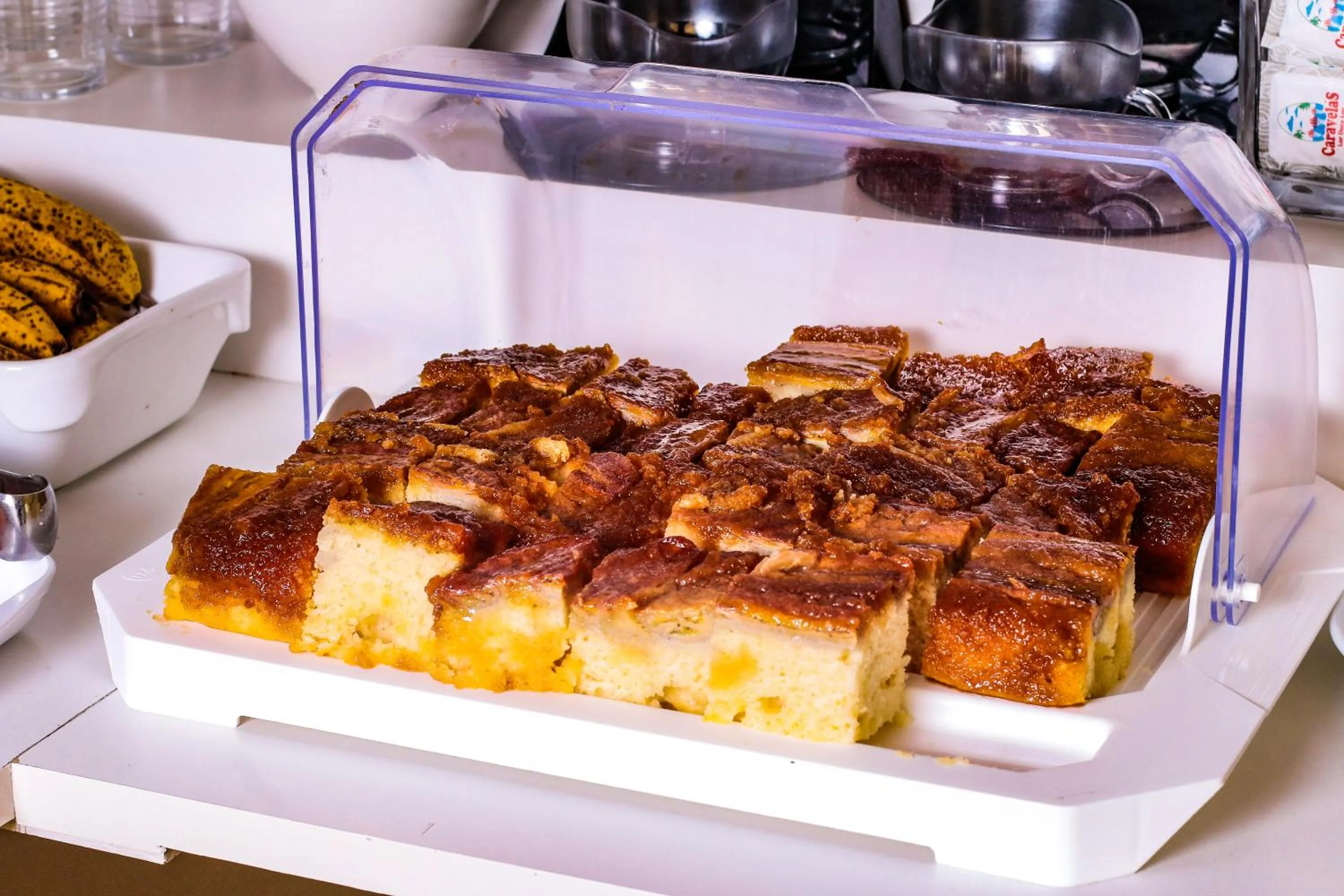 Breakfast in Esquina Batel - Hotel Econômico